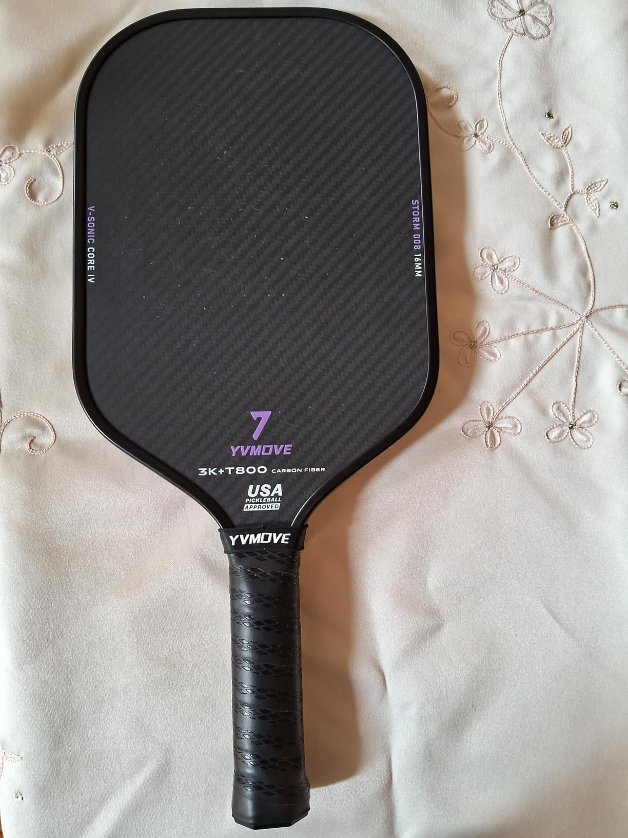YVmove 16mm 18K T800 Carbon Fiber Pickleball Paddle, USAPA Approved | Raw Carbon Texture for Exceptional Spin, Enhanced Control & Precise Shot Placement with Thermoformed Uni-body Construction customer photo 2