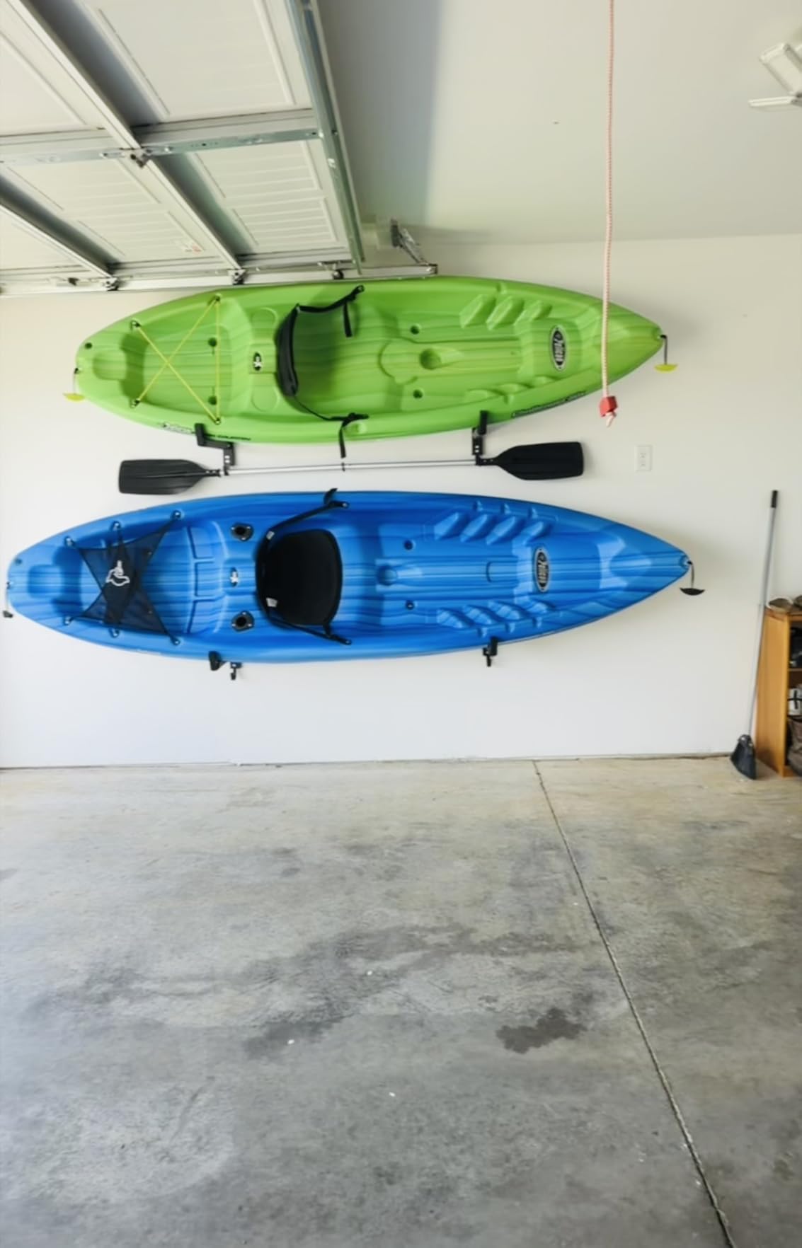 WALMANN Wall Mount Kayak Rack for Garage, Heavy-Duty Kayak Storage Hangers with Paddle Hooks, 200 lbs Capacity, Wall-Mounted Board Holder customer photo 1