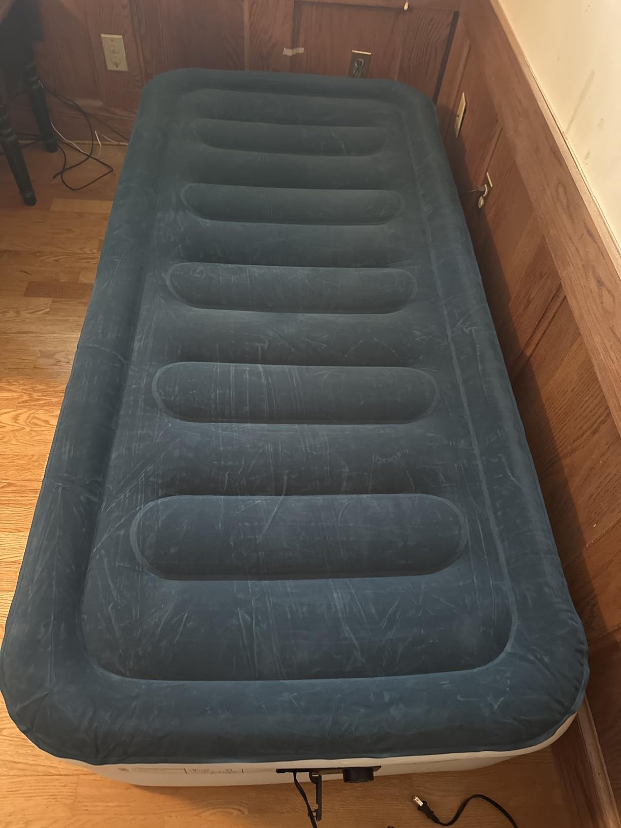 VOSSER Air Mattress Queen with Built in Pump, 18'' Raised Blow Up Bed, 800lb | Patented I Beam Blow Up Mattress, 40% Thicker PVC customer photo 2