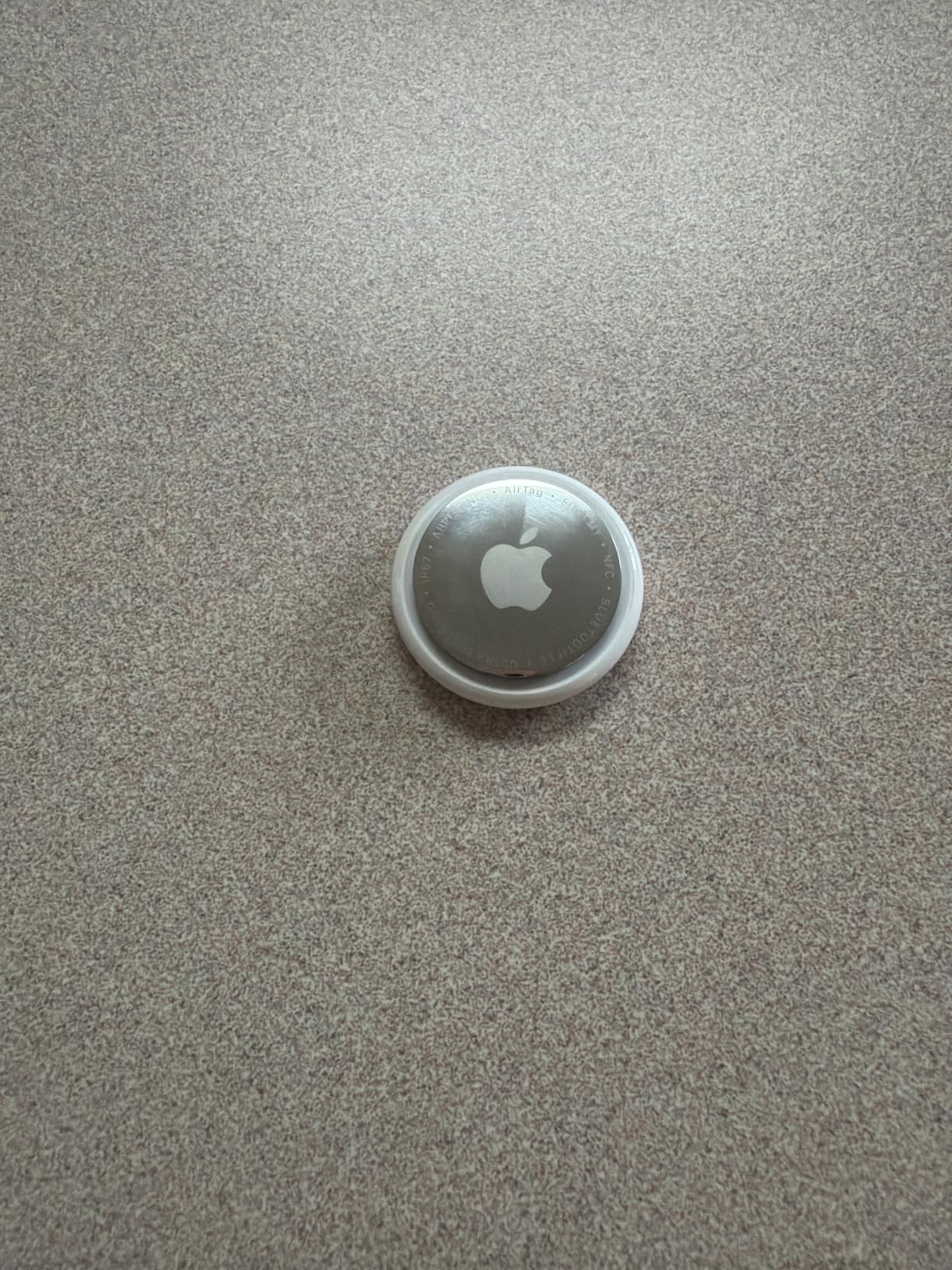 Apple AirTag (2nd Generation): Tracker for Keychain, Wallet, and More; Locator with Sound; Simple One-Tap Setup with iPhone or iPad; Key Finder with up to 1.5X Precision Finding Range customer photo 2