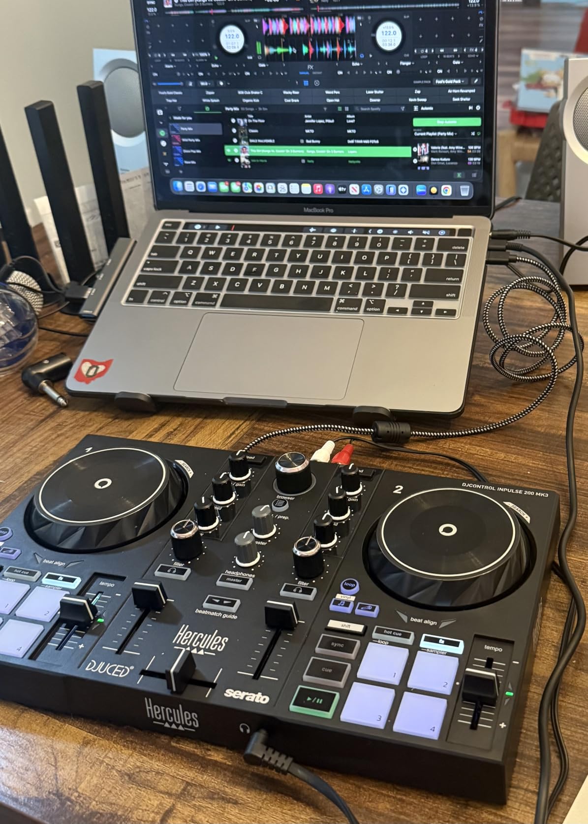 Hercules DJControl Inpulse 200 MK3 DJ Controller, 2 Deck DJ Mixer with Jog Wheels, Pads, Crossfader, Beginner DJ Equipment with Tutorials and Streaming, Compact Portable DJ Board, Compatible with PC customer photo 1