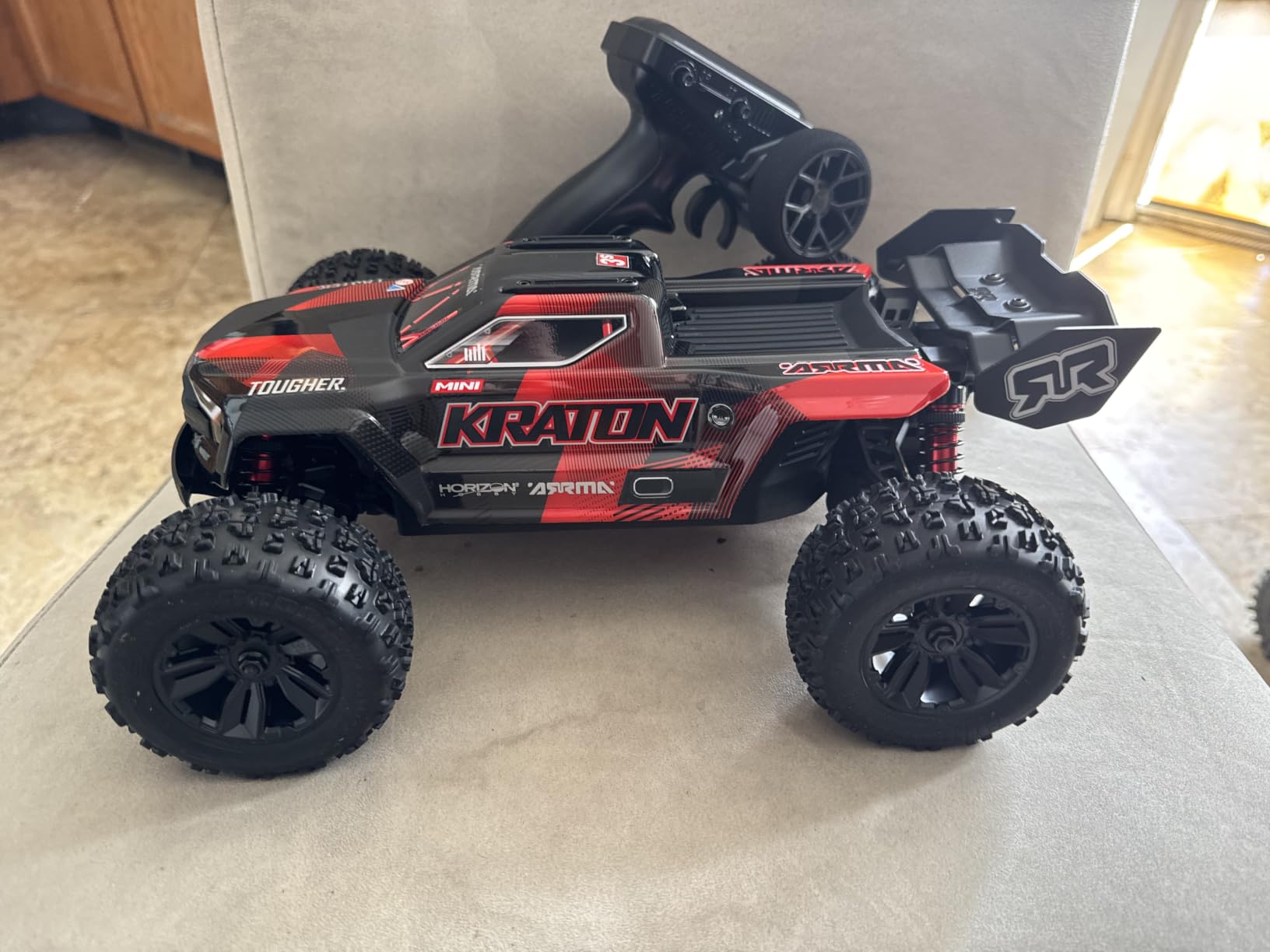 ARRMA 1/16 Mini Kraton 3S DSC 4X4 RTR Brushless RC Speed Truck (Black/Red) customer photo 1