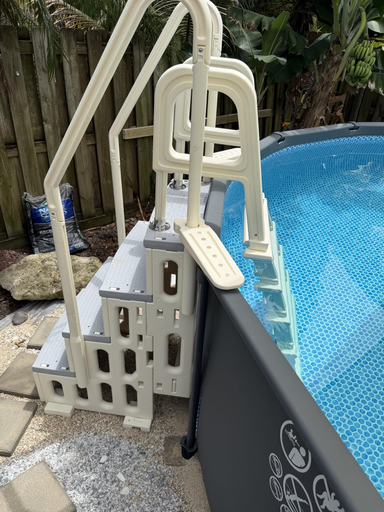 VINGLI 2-in-1 Above Ground Pool Ladder Set, A-Frame Steps, Versatile Design for Aboveground/Inground Pool Access customer photo 1