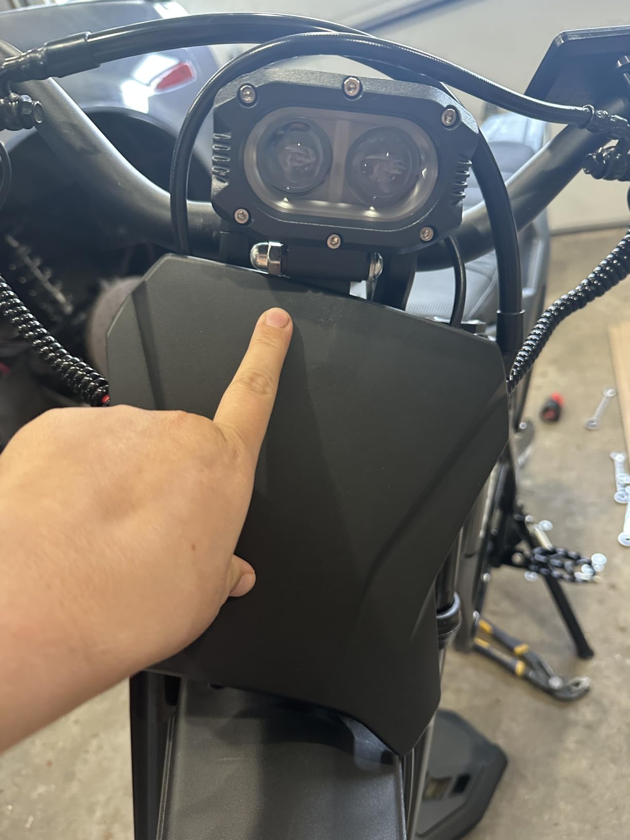 Yozma IN10 Off-Road Electric Mini Dirt Bike for Teens & Adults, 2600W Electric-Motorcycle with 1123.2AH Removable Battery Ebike, Dual Hydraulic Brakes and Suspensions Mountain E Dirt Bike customer photo 1