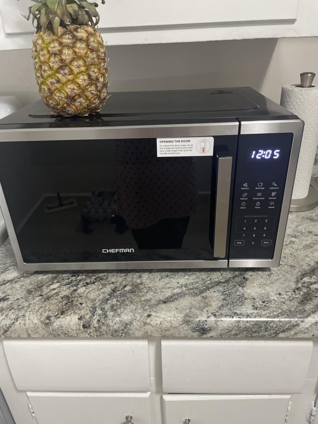 Chefman Compact Countertop Microwave Oven 0.7 Cu. Ft., 700W with 10 Power Levels, 3 Cooking Presets with One-Touch Express Cook, 2 Defrost Settings, Child Safety Lock, & Mute Button - Stainless Steel customer photo 2
