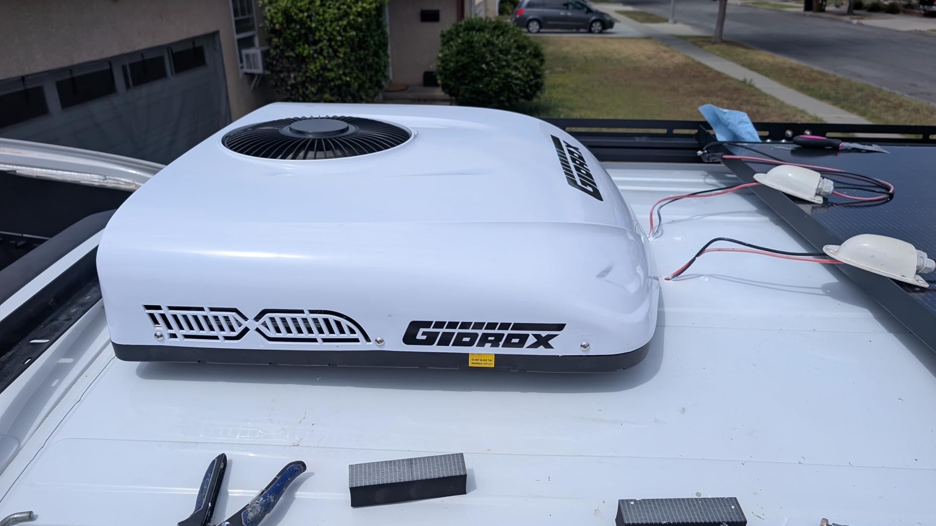 10000 BTU 12V DC RV Air Conditioner - Battery Powered, Low Power Consumption, Ultra Quiet & Fast Cooling Upgraded Rooftop AC Unit with APP Remote for Camper Van and Truck (Cooling Only) customer photo 1
