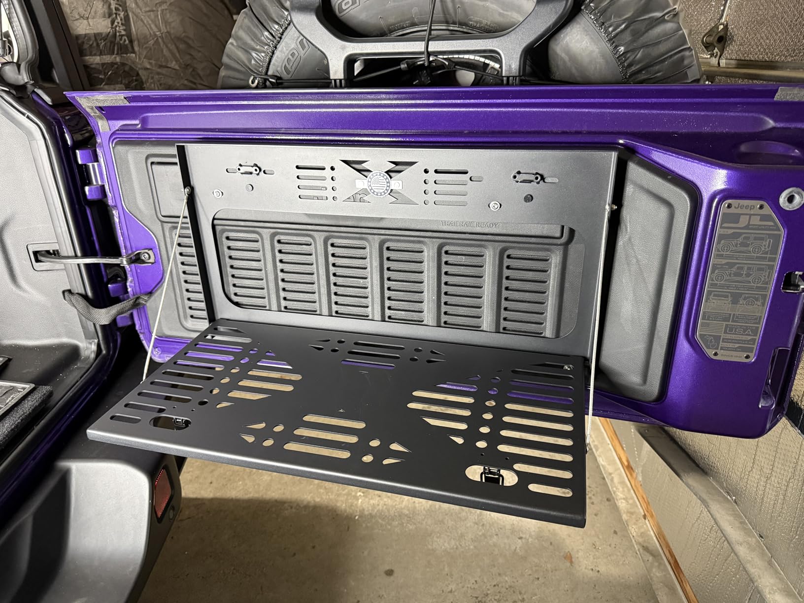 2-Tier Tailgate Table for Jeep Wrangler JK JL JKU JLU 2007-2026, Heavy-Duty Dual-Layer Foldable Rear Cargo Shelf with Tactical MOLLE Panel customer photo 1