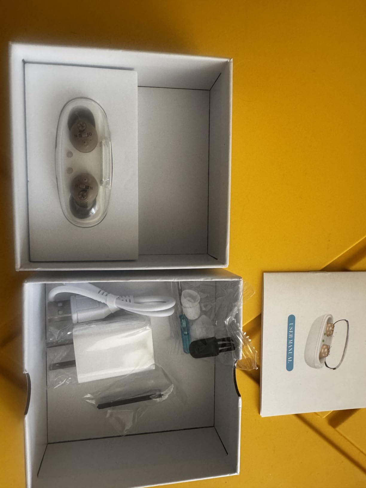 Rechargeable Hearing Aids for Seniors, 16-Channel DSP Noise Reduction Hearing Amplifier, Invisible In-Ear Design Volume Control, 35 Hours Battery Life with Charging Case, Easy to Use for Adults customer photo 1