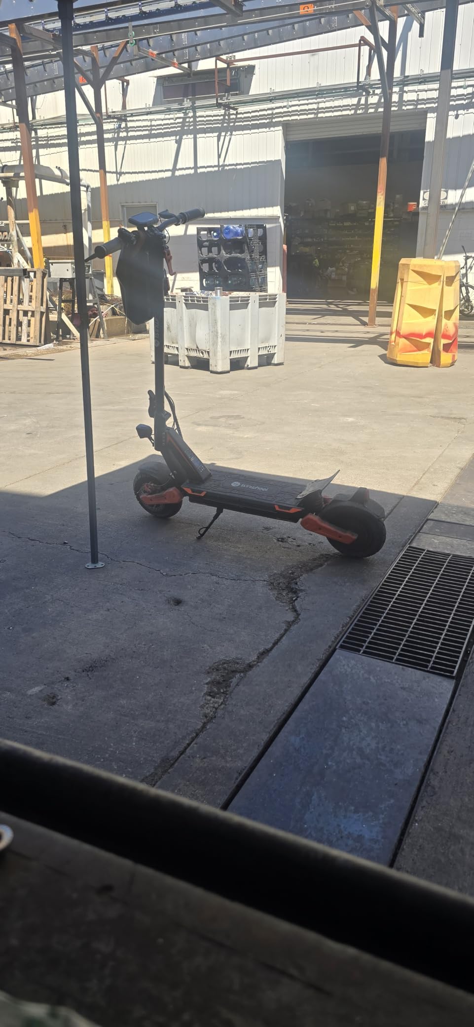 GT1 Dual Off-Road Electric Scooter 1600W Dual Brushless Motor 10