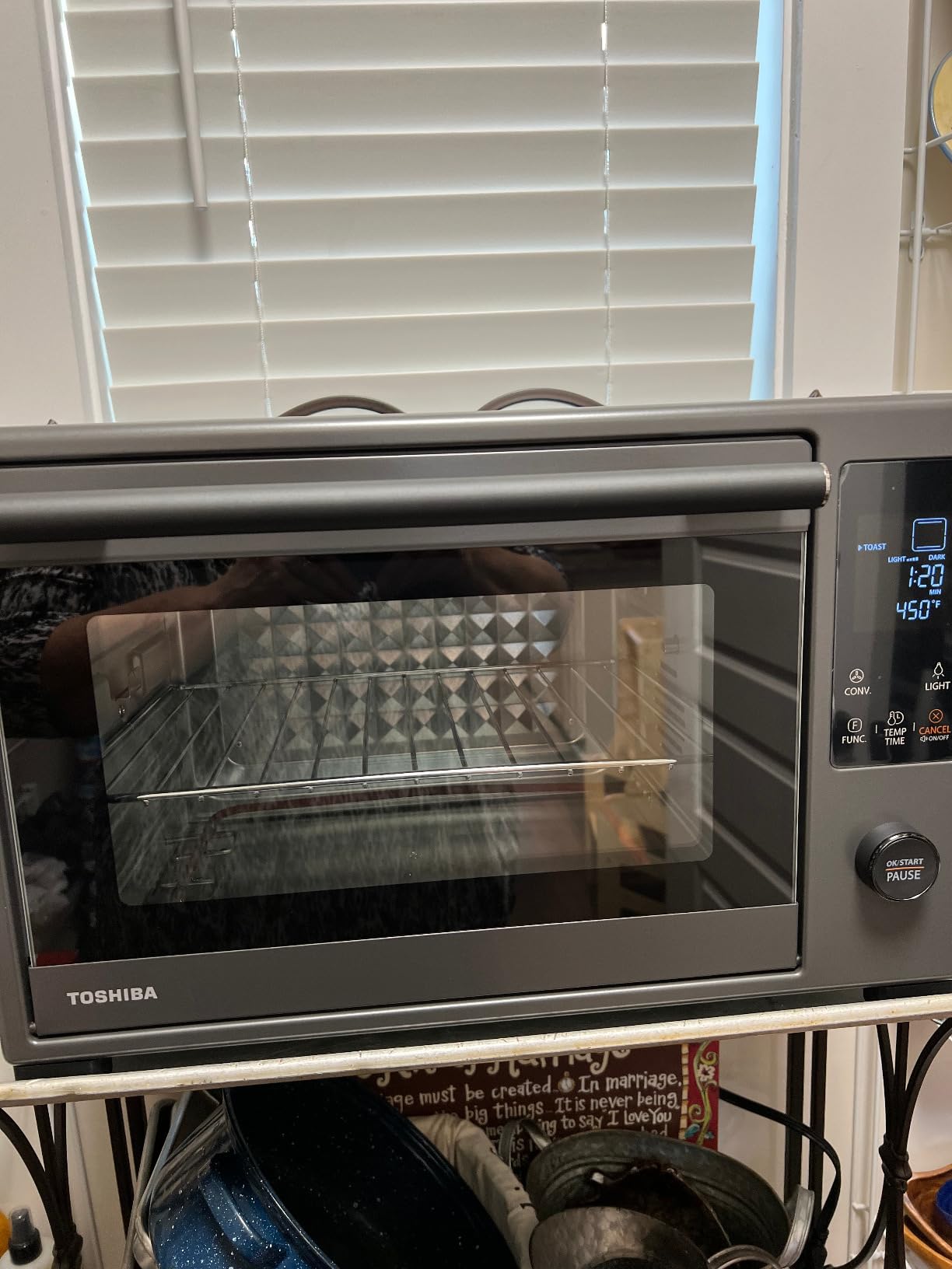 TOSHIBA 10-in-1 Convection Toaster Oven, 6-Slice Countertop Oven, 1500W with Toast, Bake, Broil, Rotisserie & Pizza Functions, LCD Knob Controls, 6 Accessories, Black Stainless Steel customer photo 1
