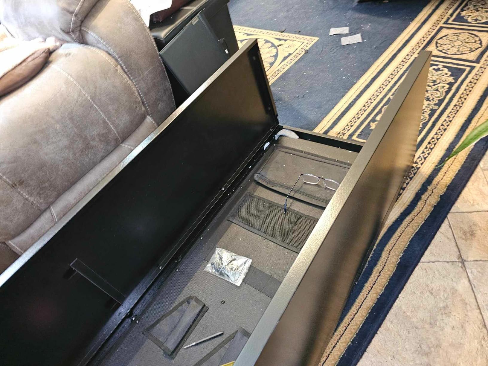 KAER 12-21 Gun Safe for Rifles and Pistols - Up to 17 Long Rifle Cabinet and 4 Pistols with 3 Gun Racks, Removable Shelf for AR-15, Scoped Rifles, Shotguns, Keypad Lock Mute/Alarm/LED customer photo 1