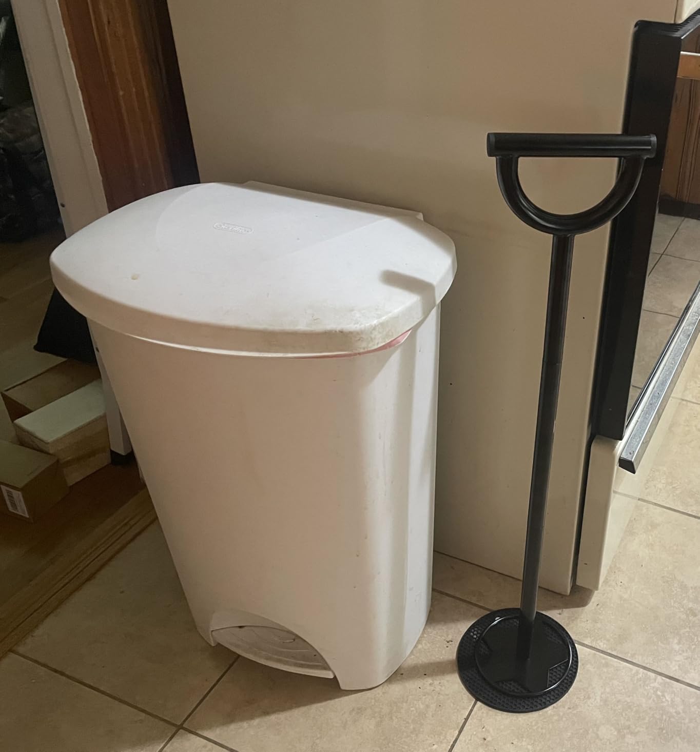 Trash Compactor for Kitchen - 30