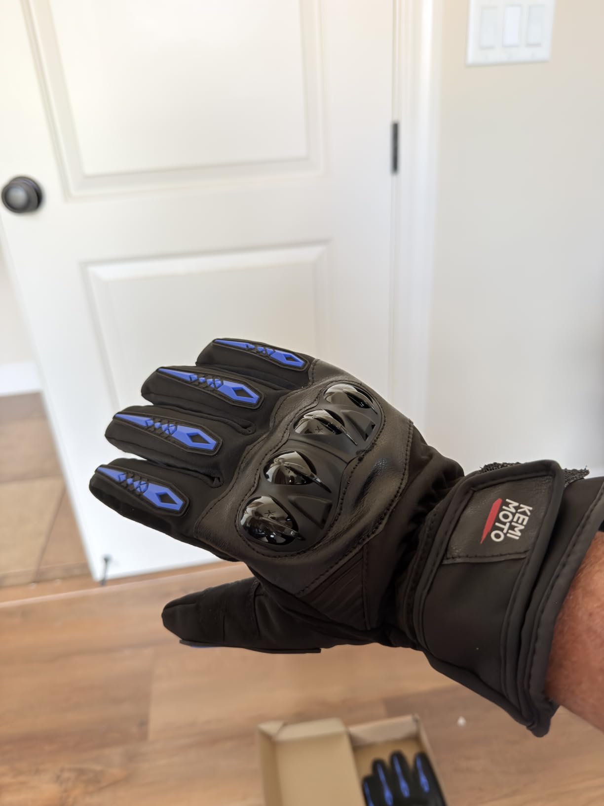 KEMIMOTO Motorcycle Gloves for Winter, Warm Windproof Gloves for Men and Women 2026 Vision customer photo 2