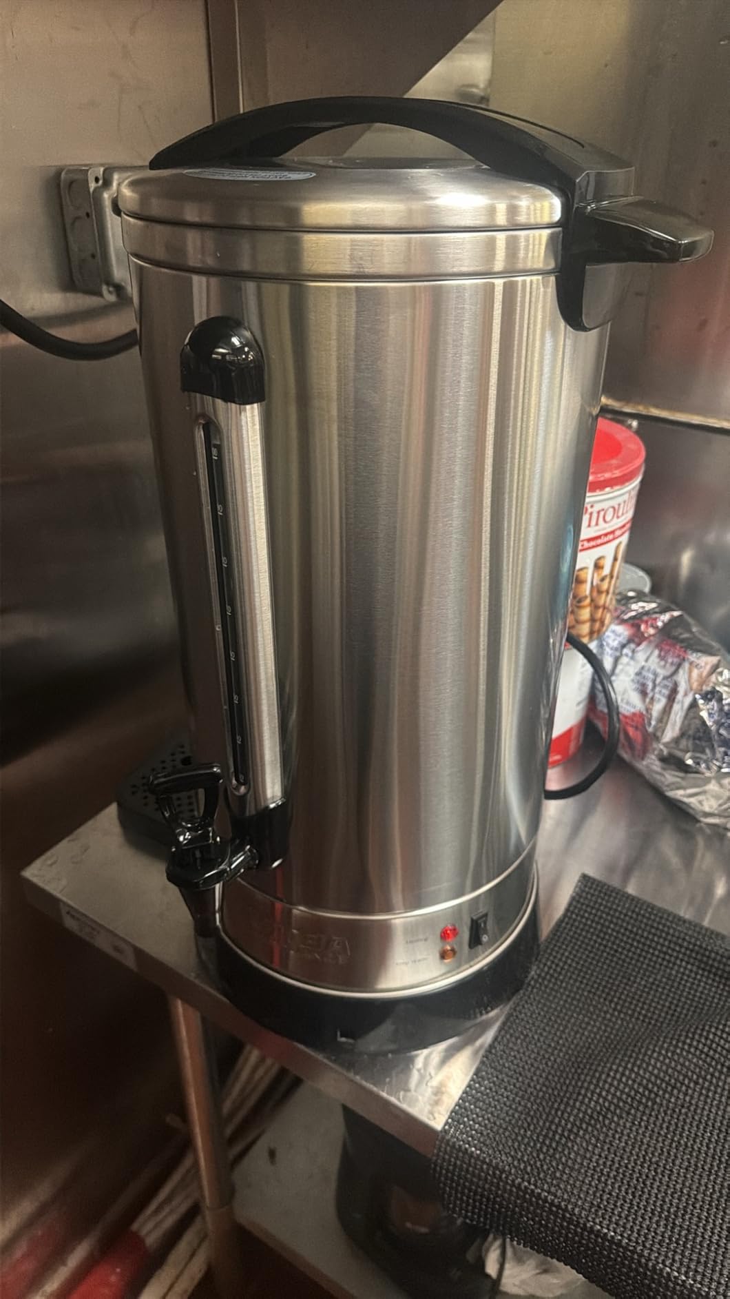 OSTBA 950W Commercial Coffee Urn 30 Cup / 5.2L 304 Stainless Steel Percolator Coffee Pot, Double-Wall Hot Water Dispenser Electric Coffee Maker Fast Brewing for Home, Office, Catering & Small Events customer photo 1
