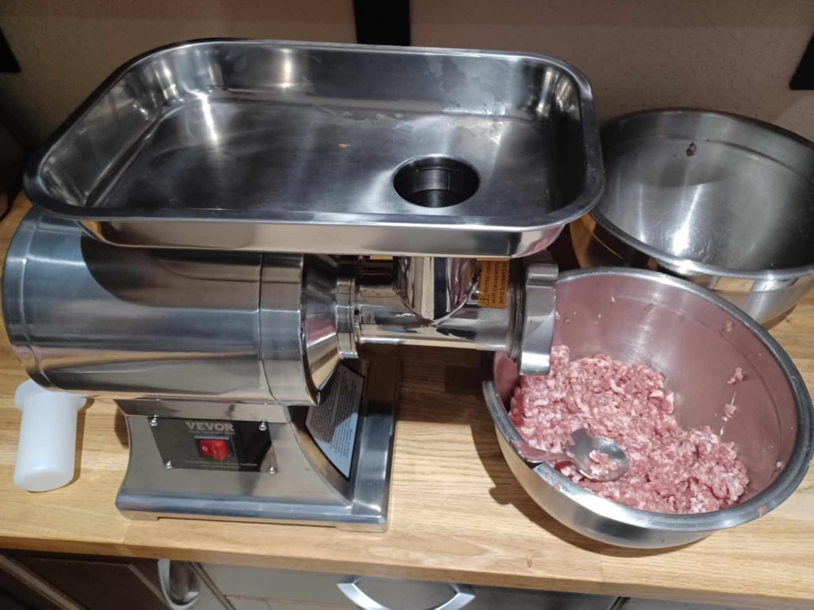 VEVOR Meat Grinder, 552 Lbs/H, #12 Electric Meat Mincer, 750W/1 HP Motor | Includes Two Plates, Three Stuffing Tubes and a Kibbe Kit for Kitchens or Restaurants, with Sausage Making and ETL Listing customer photo 2