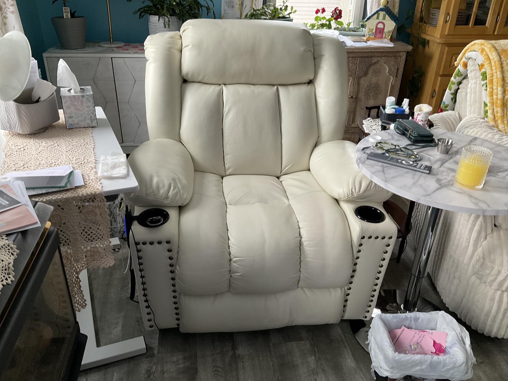 Triple Motor Large Power Lift Recliner Chair for Elderly with Heat and Massage, Lay Flat Lift Chairs for Seniors Infinite Position, Extended Footrest, USB Ports (Dark Brown) customer photo 2