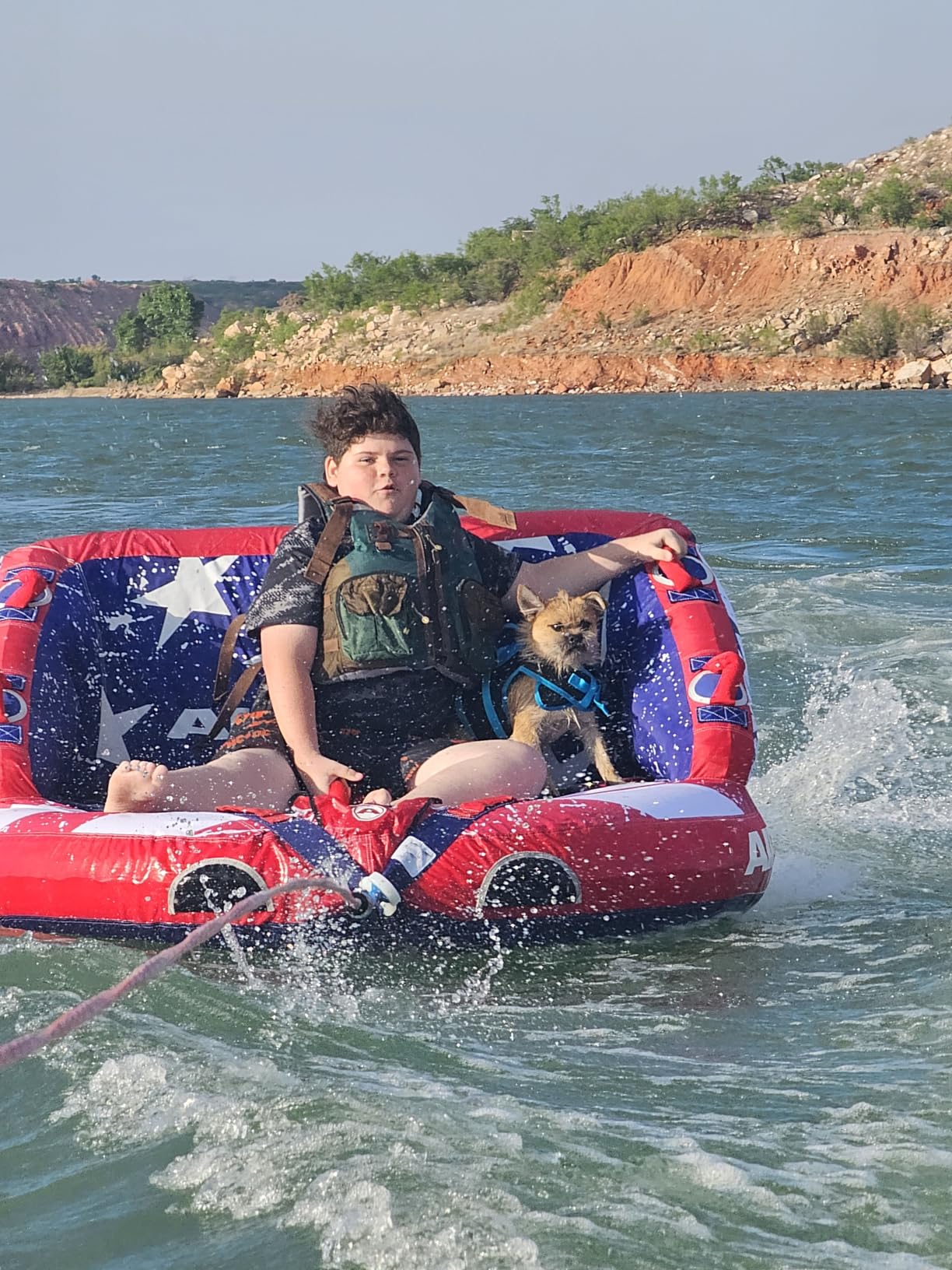 Airhead Mable Towable Tube for Boating, 1-4 Rider Inflatable Boat Tube for Water Tubing, Heavy Duty Full Nylon Cover, EVA Foam Pads, Dual Tow Point, Patented Speed Safety Valve customer photo 2