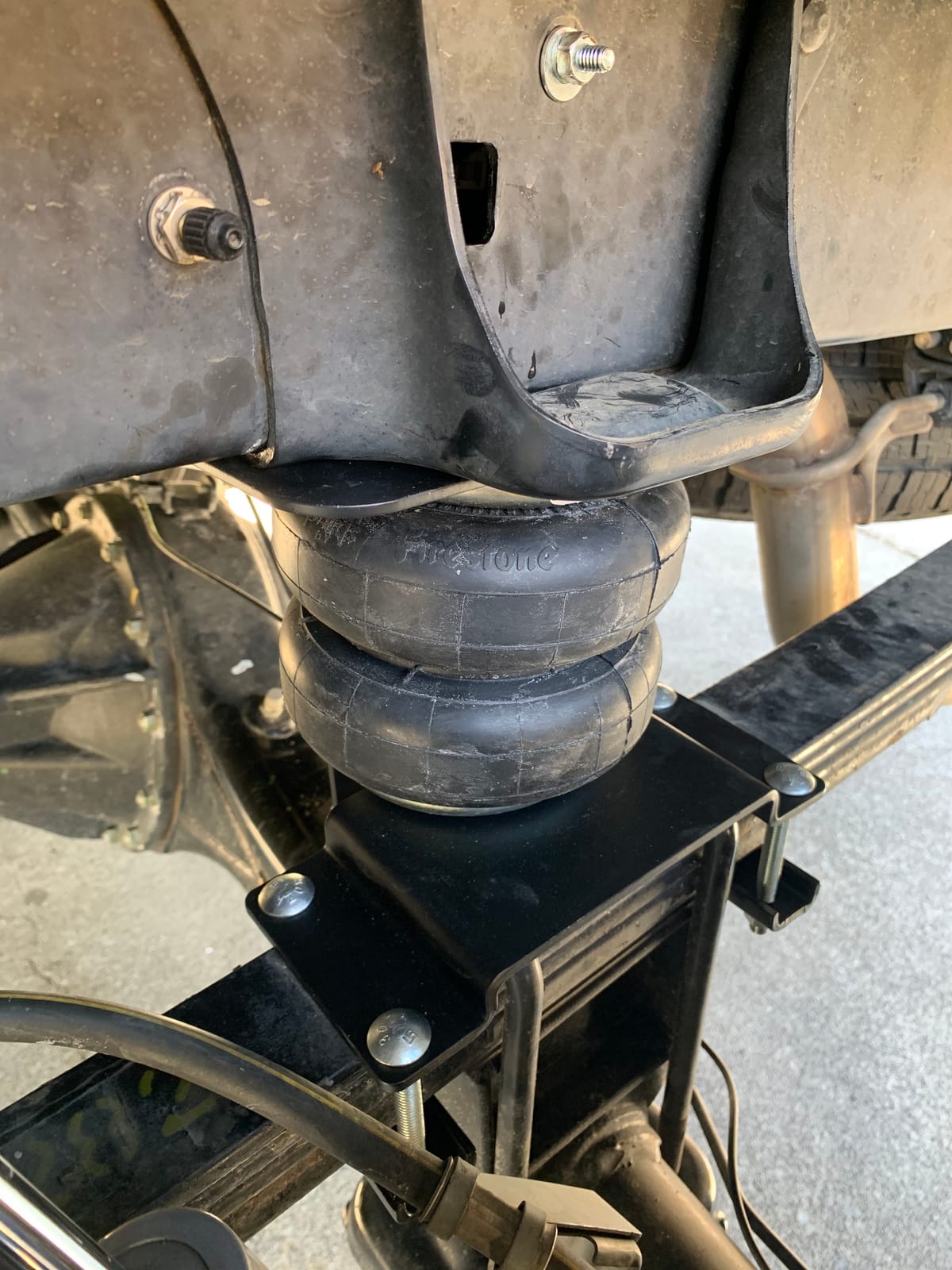 Firestone Airide Ride-Rite Air Suspension Kit with Mounting Assembly fits 2007-2021 Tundra | 100 PSI | 5000 LBS Capacity | No Drill Installation | PN 2445 customer photo 2