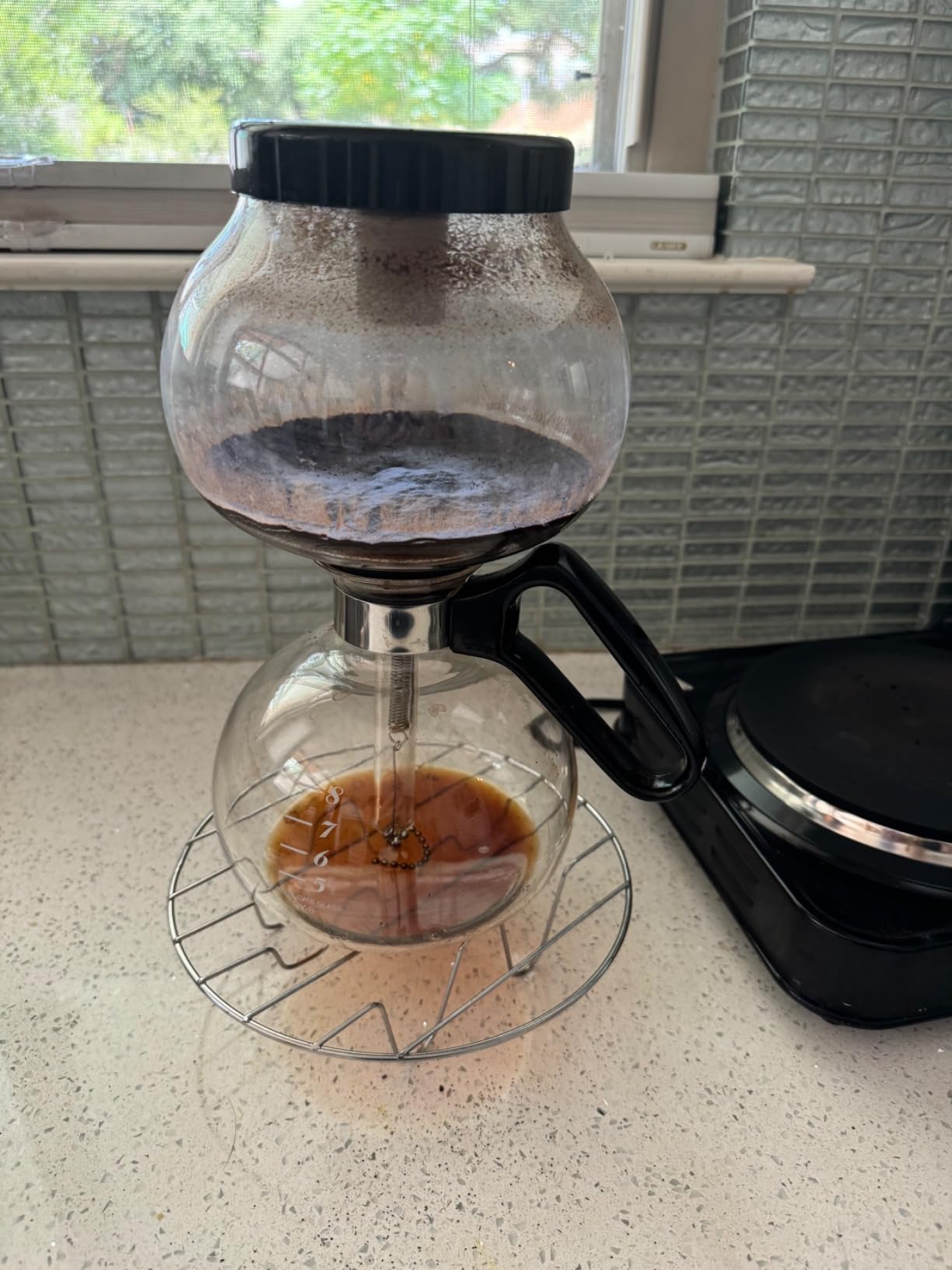 Yama Glass 8-Cup Stovetop Siphon Coffee Maker, 24 Oz Vacuum Brew, Heat-Resistant Borosilicate Glass customer photo 1