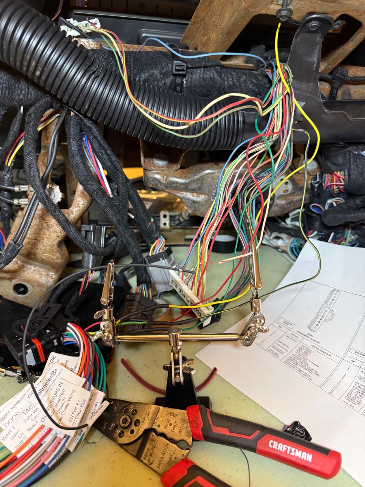 Pro'sKit 900-015 Helping Hands Soldering Aid customer photo 2