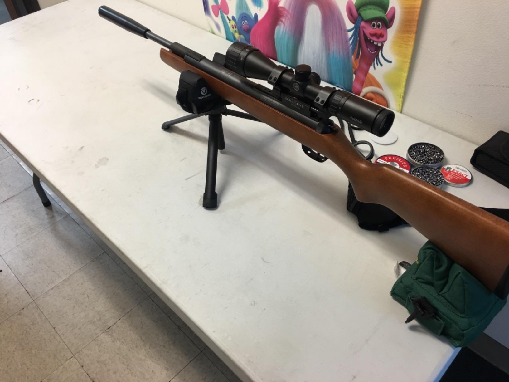 Vanguard Porta Aim Gun Rest. Compact and Portable Bench Rest. Quick Height Adjustment. Anti-Vibration Bag Rotates 360 Degrees , Black customer photo 2