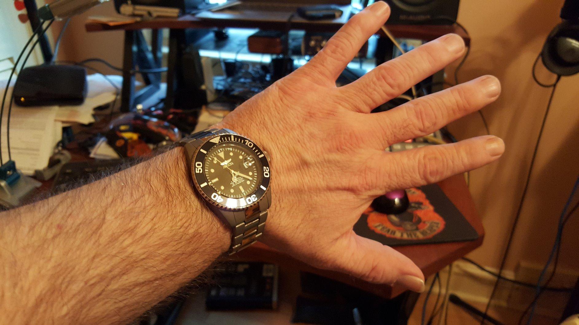 Invicta Men's 0420 Pro Diver Automatic Black Dial Titanium Watch customer photo 1