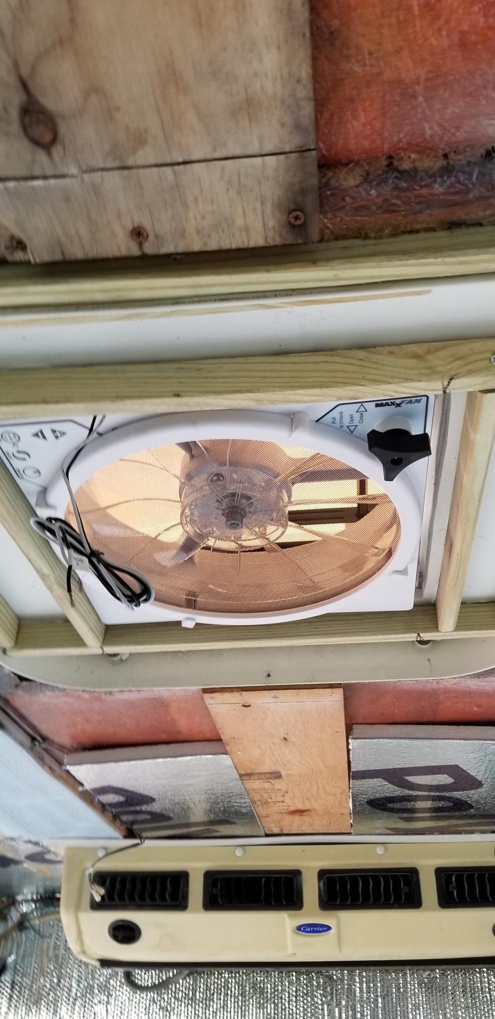 Maxxfan Plus High Powered 10-Speed RV Intake and Exhaust Fan - Manual Control Electric Opening, Easy Ceiling Controls, Rain Sensor with Automatic Lid Closure, White (00-04000K) customer photo 2