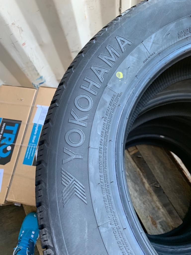 Yokohama AVID Touring-S Tire - 215/70R16 99T SL Passenger Touring All Season customer photo 2