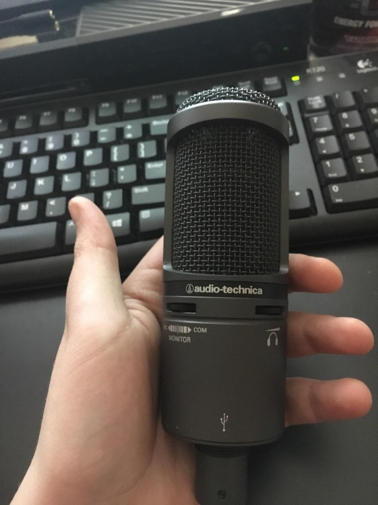 Audio-Technica AT2020USB+ Cardioid Condenser USB Microphone, with Built-in Headphone Jack & Volume Control, Perfect for Content Creators (Black) customer photo 1