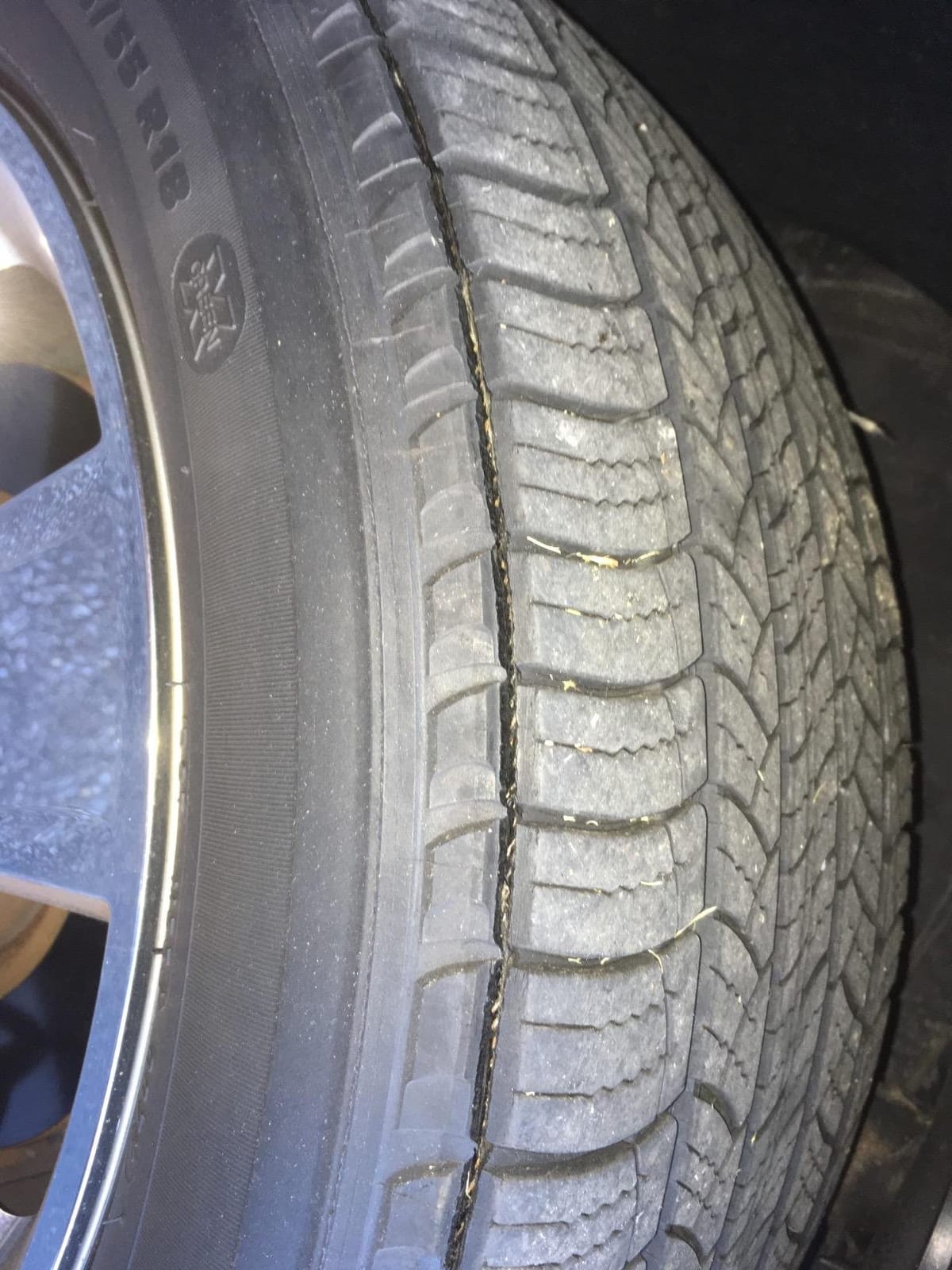 MICHELIN Latitude Tour Radial Tire - 235/65R18 106T customer photo 2