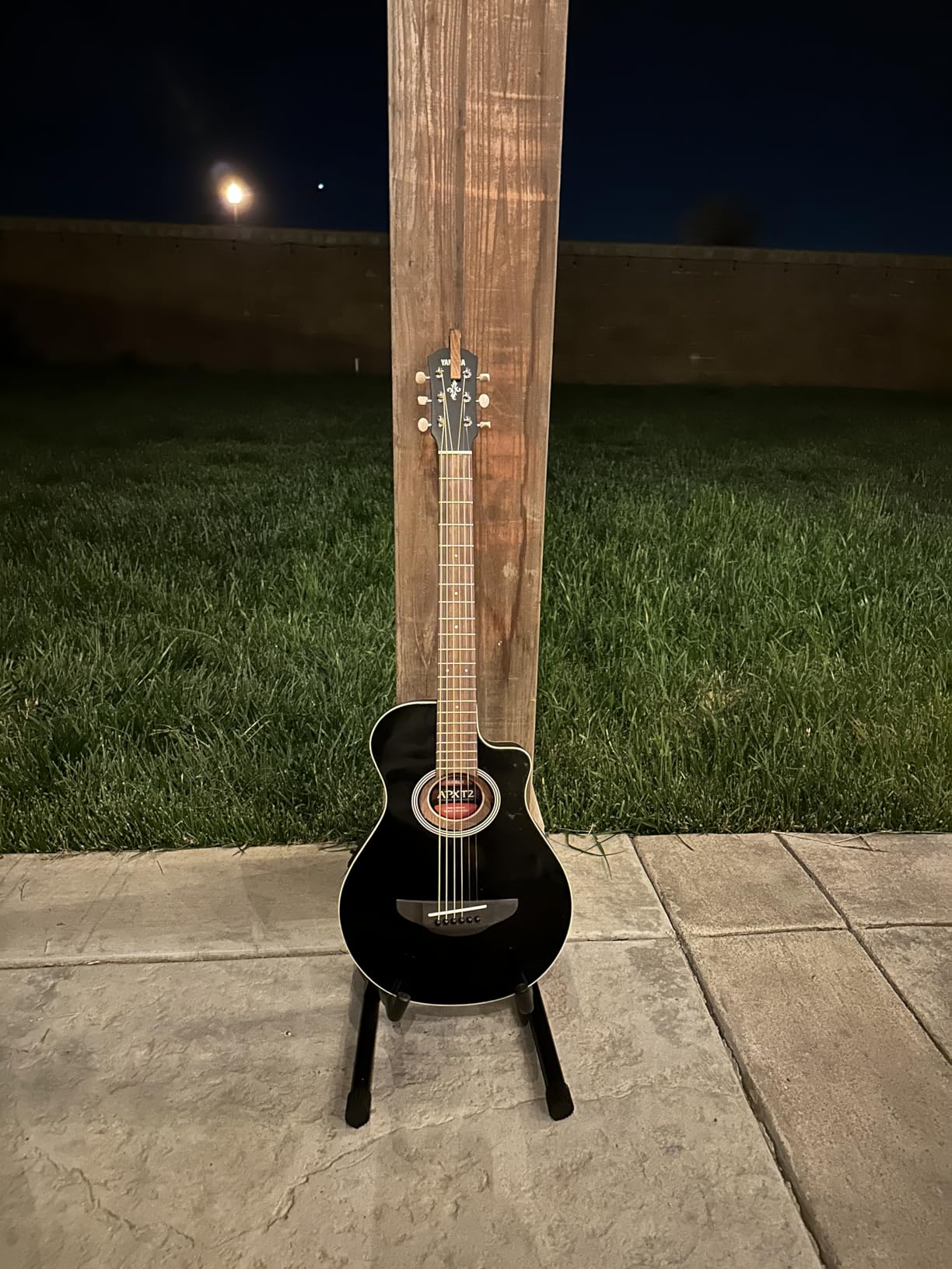 Yamaha APXT2 3/4-Size Acoustic-Electric Guitar with Gig Bag - Old Violin Sunburst customer photo 1