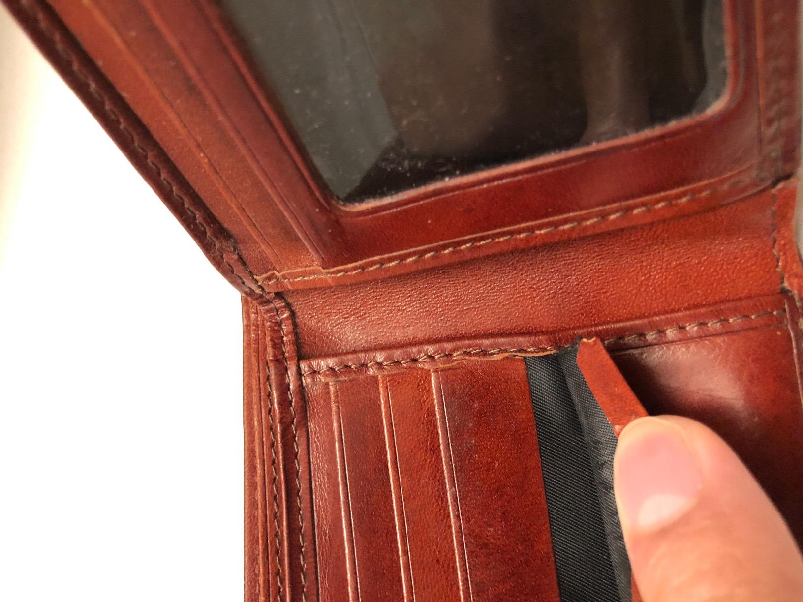 Bosca Men's Executive Wallet in Old Leather - RFID customer photo 2