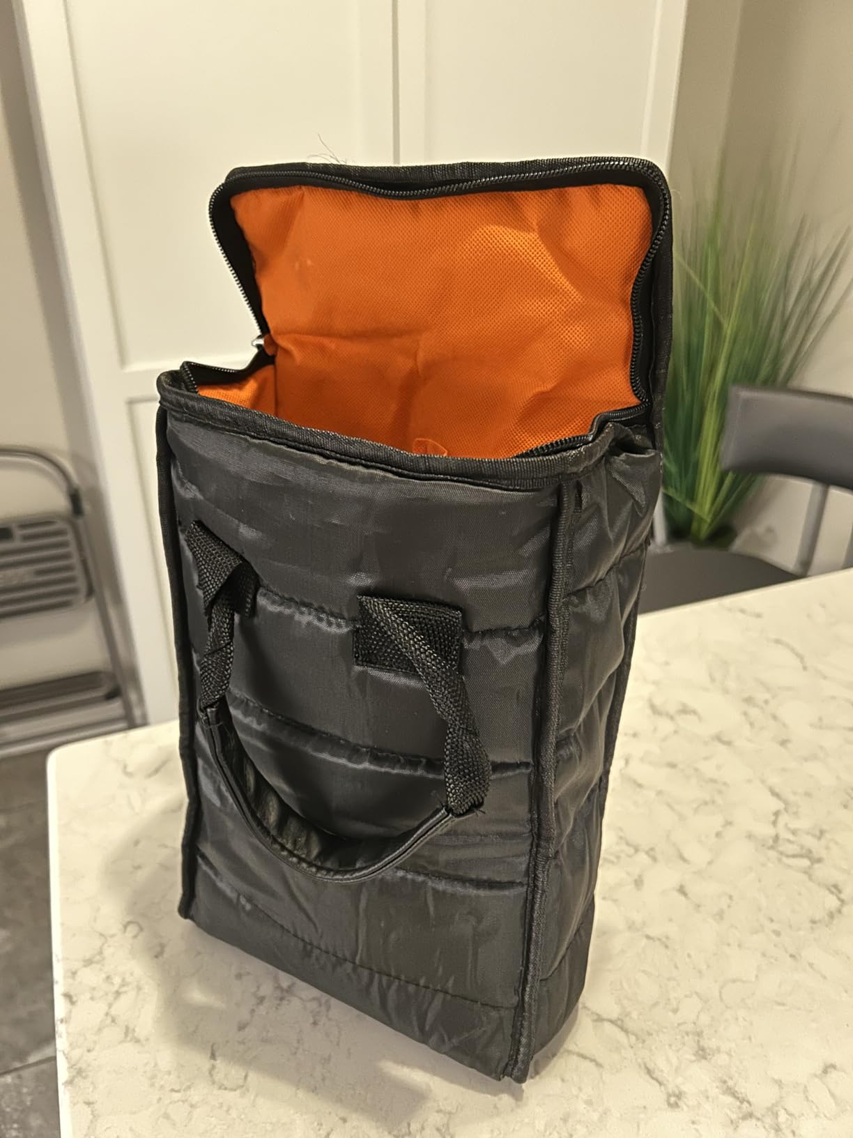 Handy Laundry Wine Carrier Tote Bag - 4-Bottle Pockets Capacity with Padded Insulation, Zipper Closure, and Carry Handles - Ideal for Travel, Picnics, and Beach Trips customer photo 1