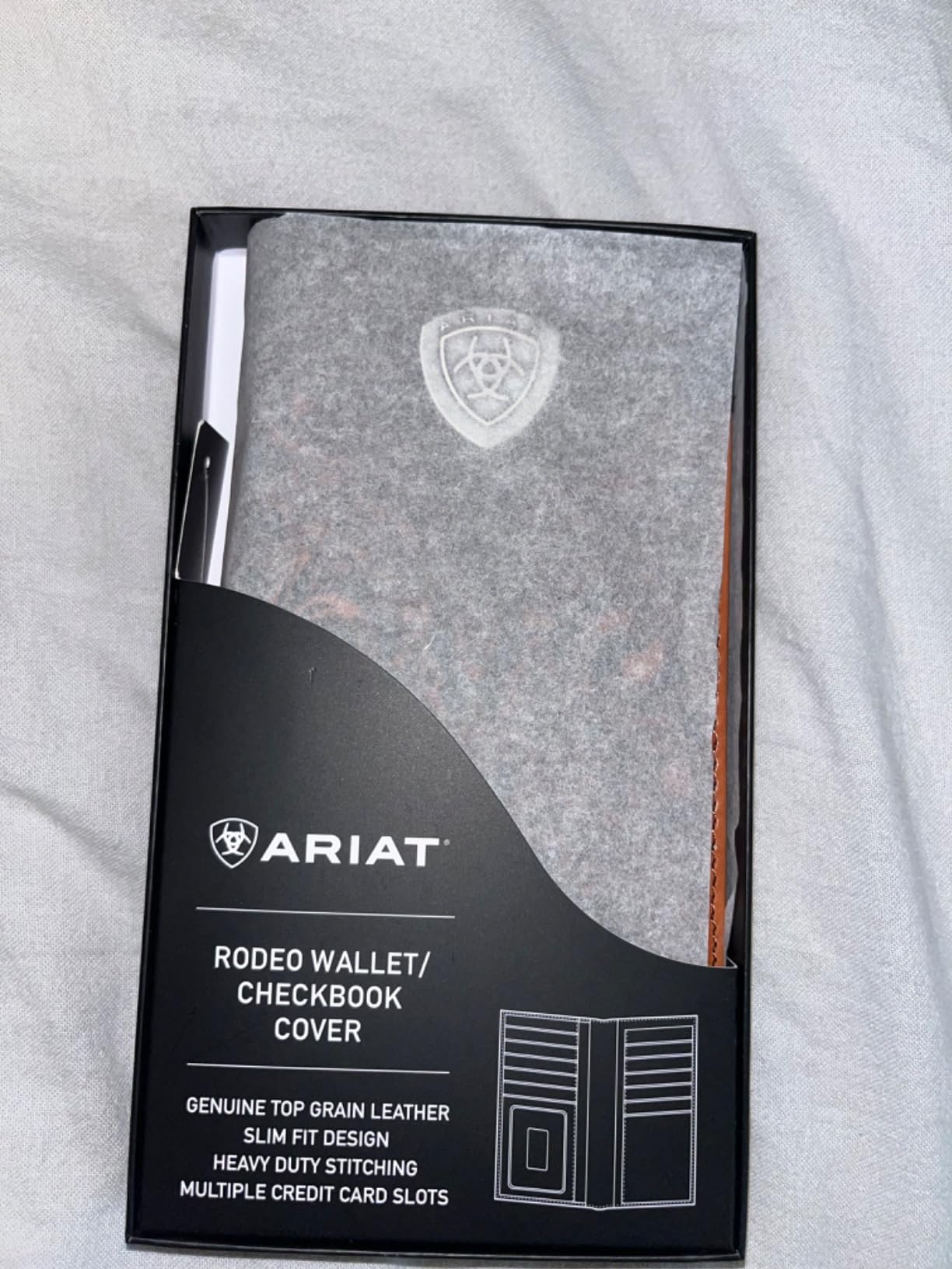 ARIAT Men's Tooled Oak Front & Gator Print Top Shield Leather Rodeo Wallet customer photo 2