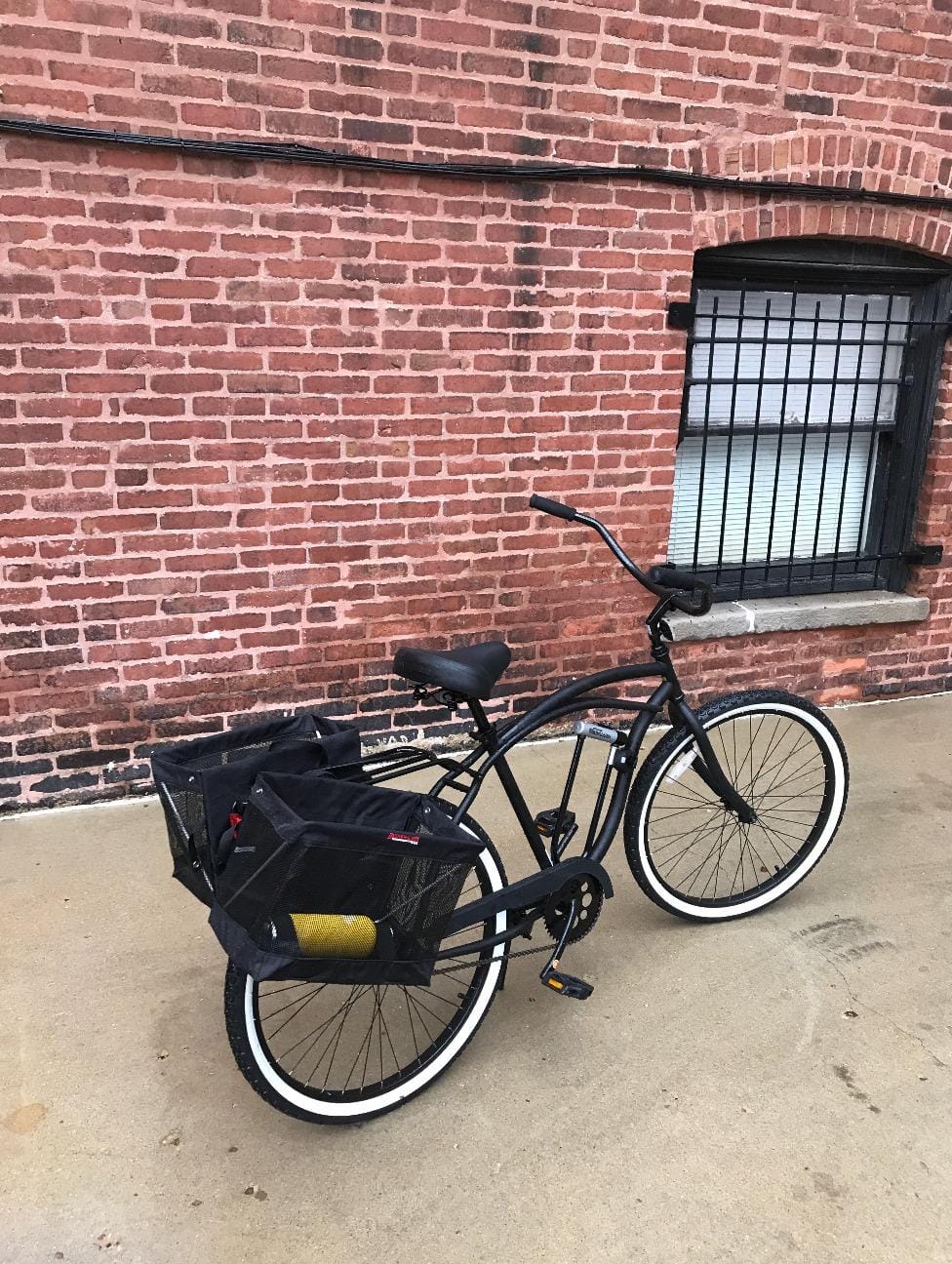 sixthreezero Around The Block Men's Beach Cruiser Bike, Hybrid Bicycle with Rear Rack customer photo 1