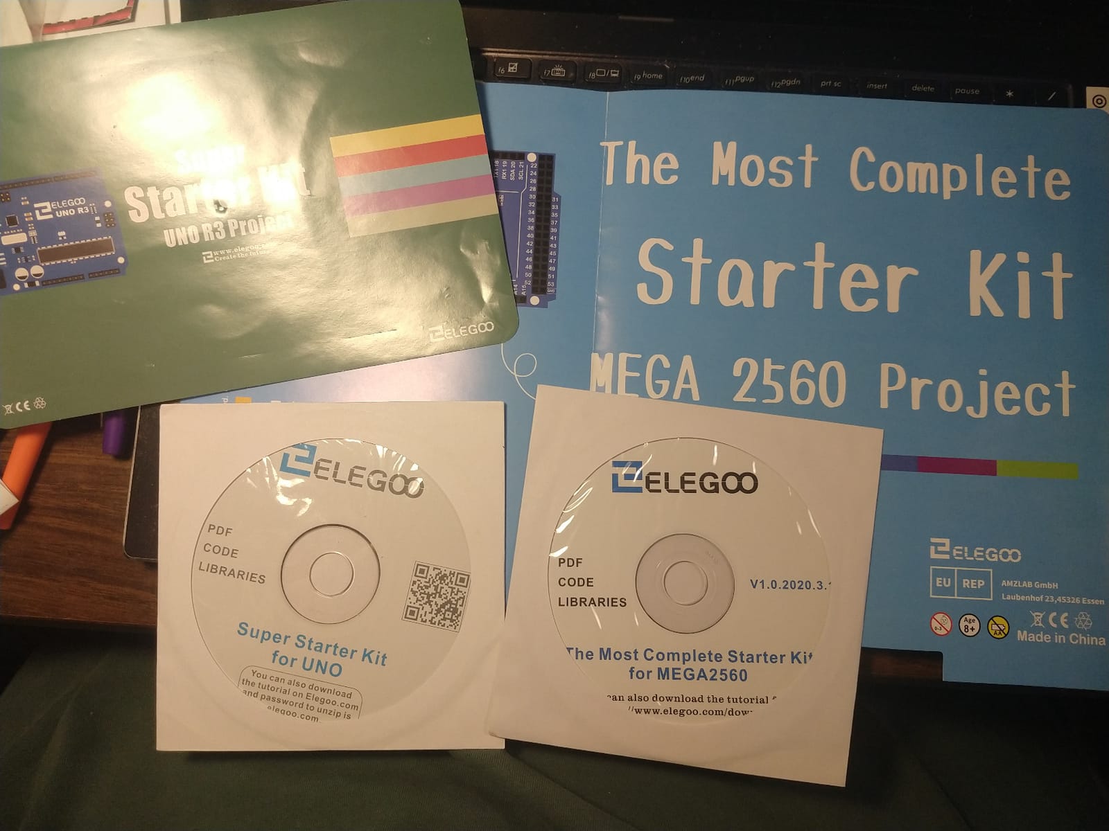 ELEGOO Mega 2560 R3 Project The Most Complete Starter Kit with Tutorial customer photo 2