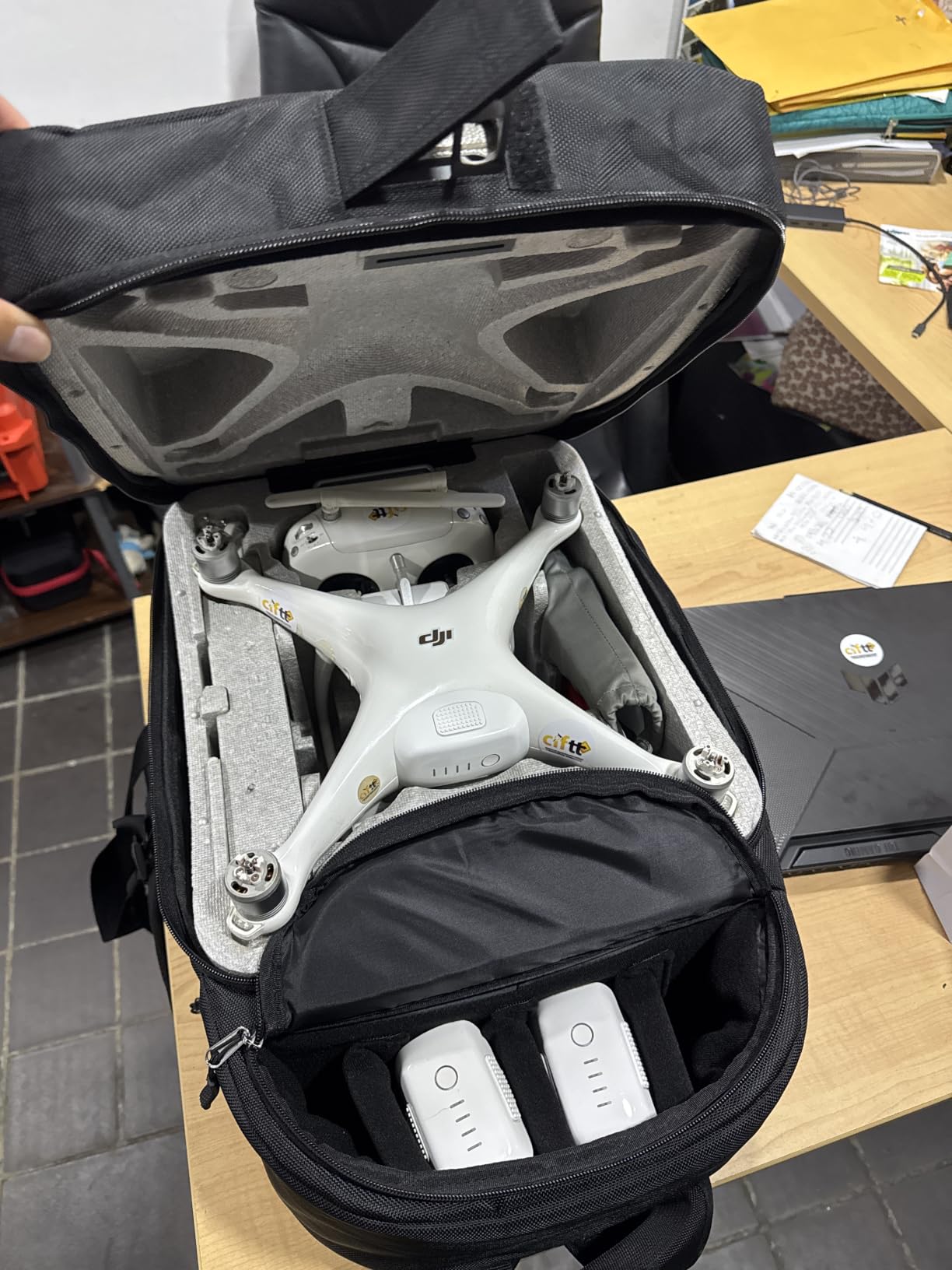 Smatree Hard Shell Backpack for DJI Phantom 4/4 Pro customer photo 1