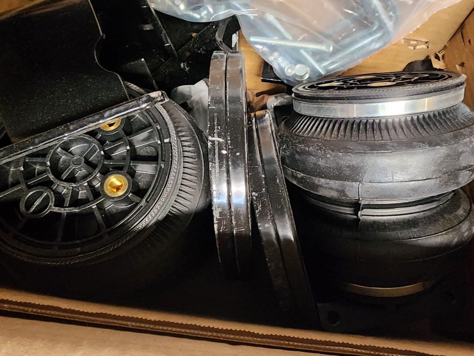 Air Lift 57538 LoadLifter 7500 XL Ultimate Air Spring Suspension Kit | 2011-2019 Silverado 2500HD/3500HD customer photo 1