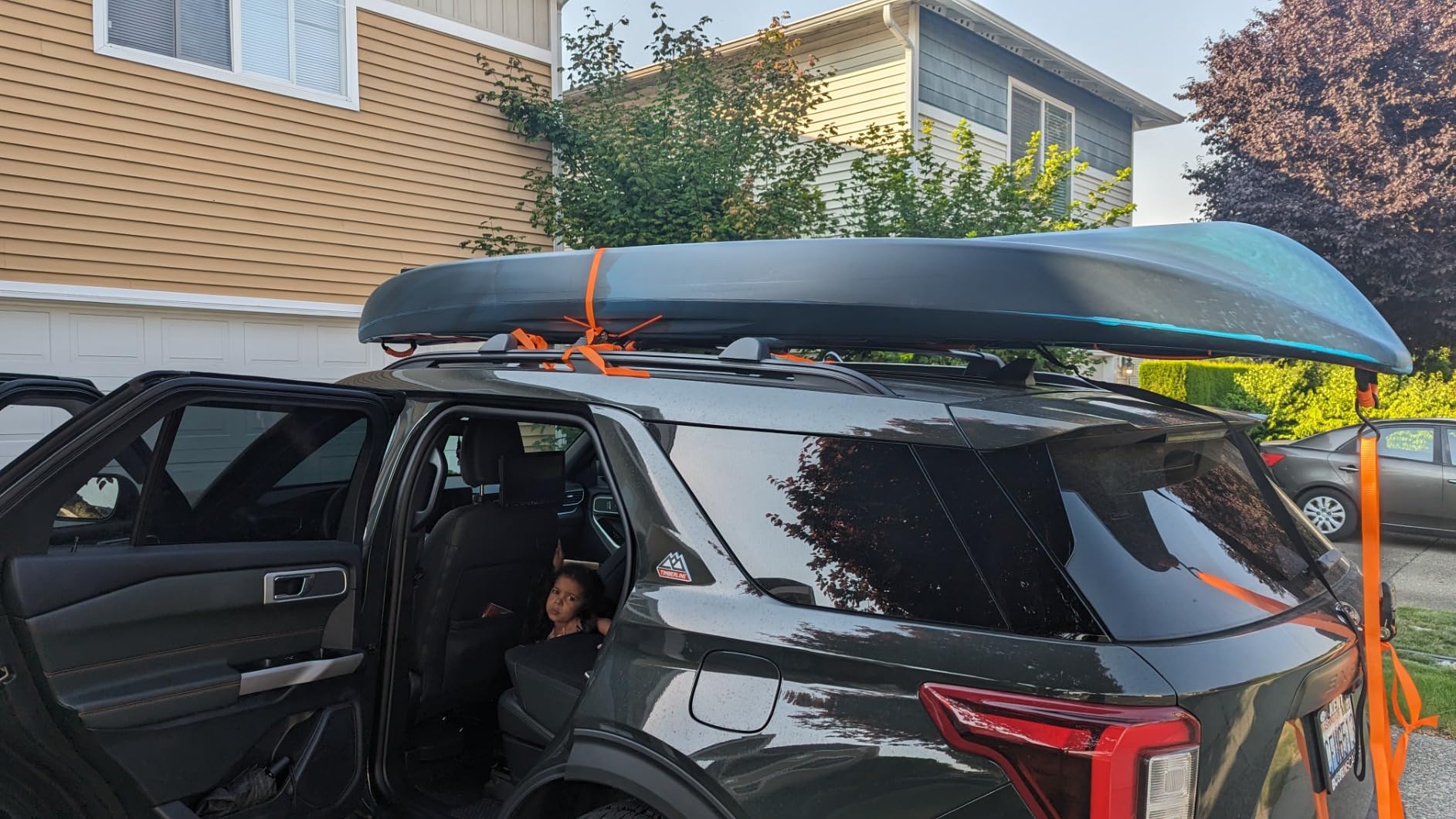 BRIGHTLINES Cross Bars Roof Racks for 2016-2019 Ford Explorer | Bolts to Side Rails Pre-Set customer photo 1