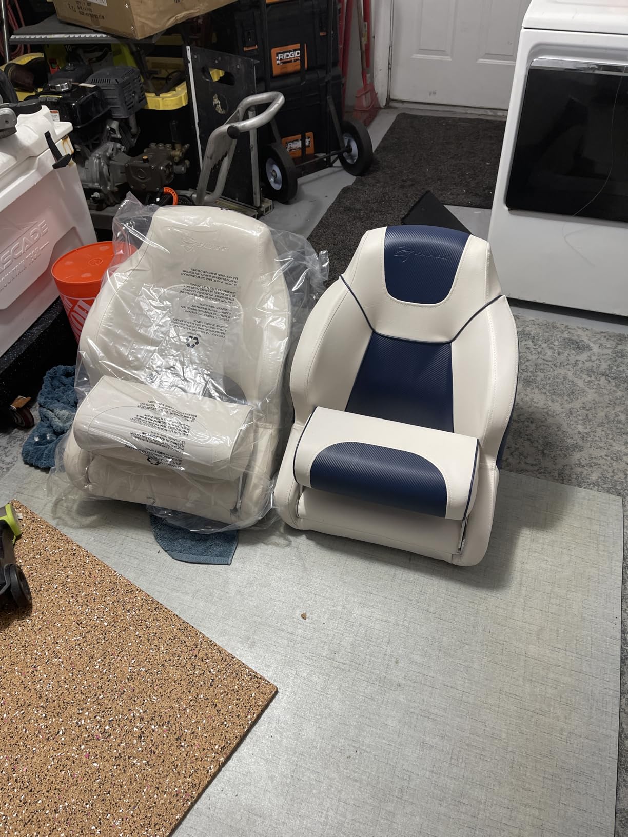 Seamander Boat Captains Chair,Boat Seat with Flip Up Bolster,Integral Rotomolded Frame, Premium EPDM Foam Material, Marine Grade Vinyl,5x5 or 5x12 inch Mounting Pattern customer photo 2