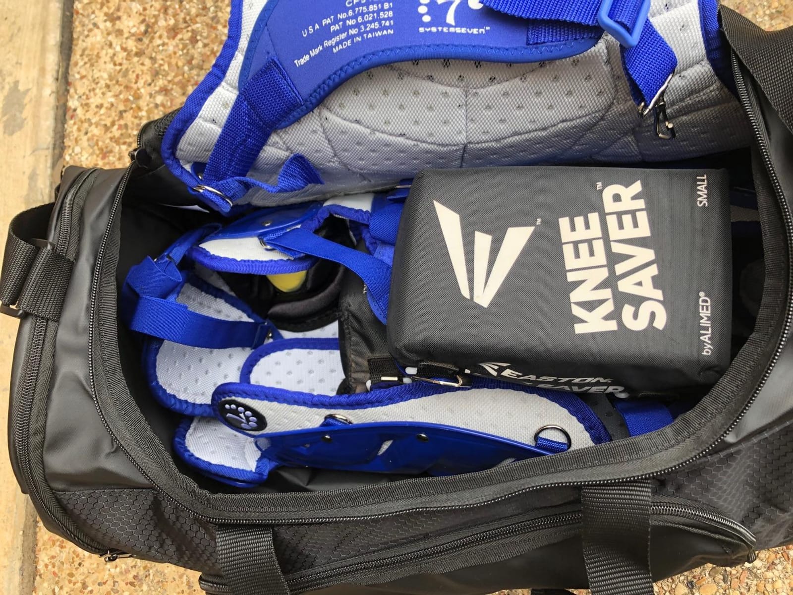 Easton | 310D PLAYER DUFFLE | Baseball & Fastpitch Softball | Multiple Colors customer photo 2