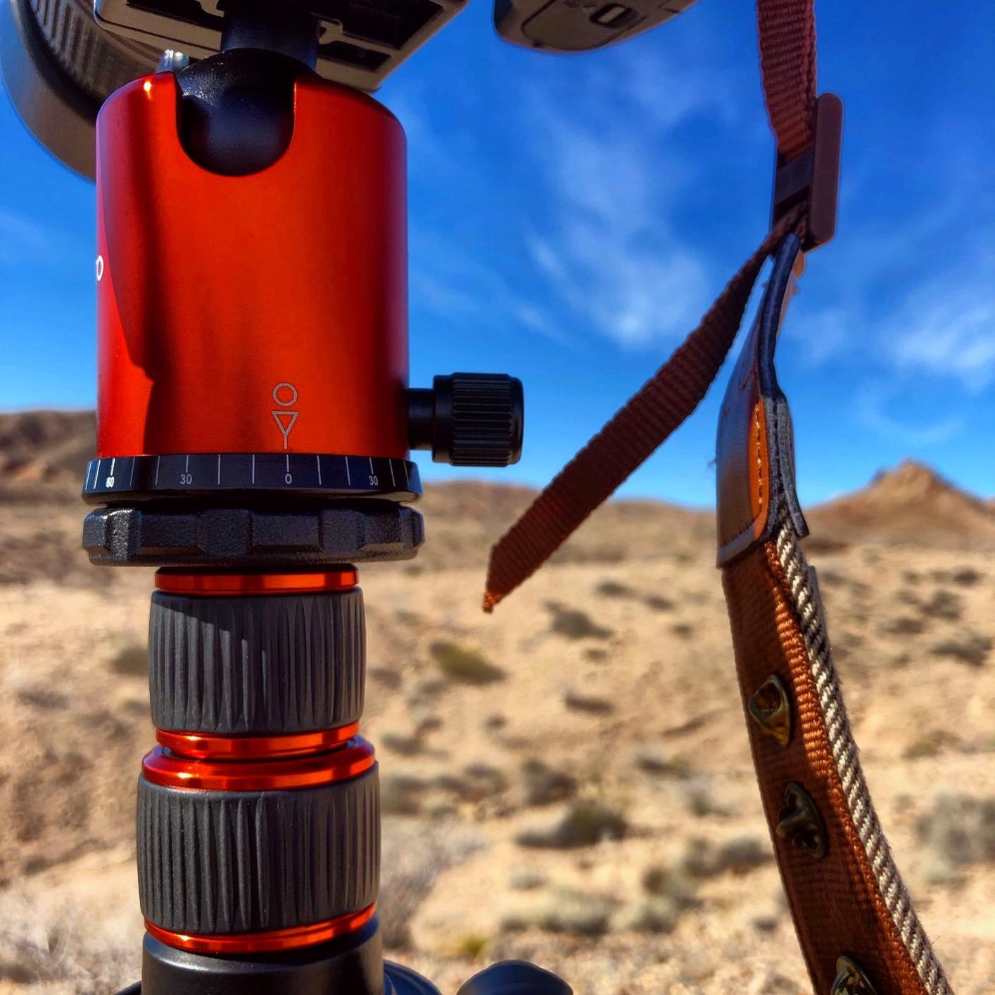 GEEKOTO Carbon Fiber Camera Tripod with 1/4