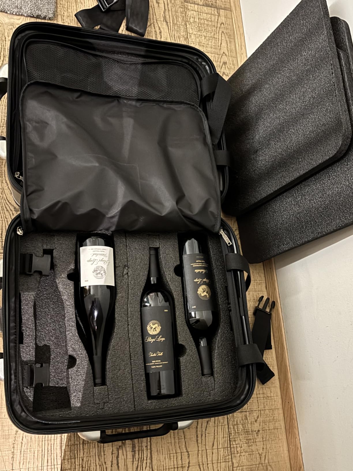VinGardeValise Petite Wine Suitcase - 8-Bottle Travel Luggage, TSA-Approved, Durable Hard Shell, Shockproof Foam, Secure Bottle Protection for Enthusiasts & Collectors - Burgundy customer photo 2