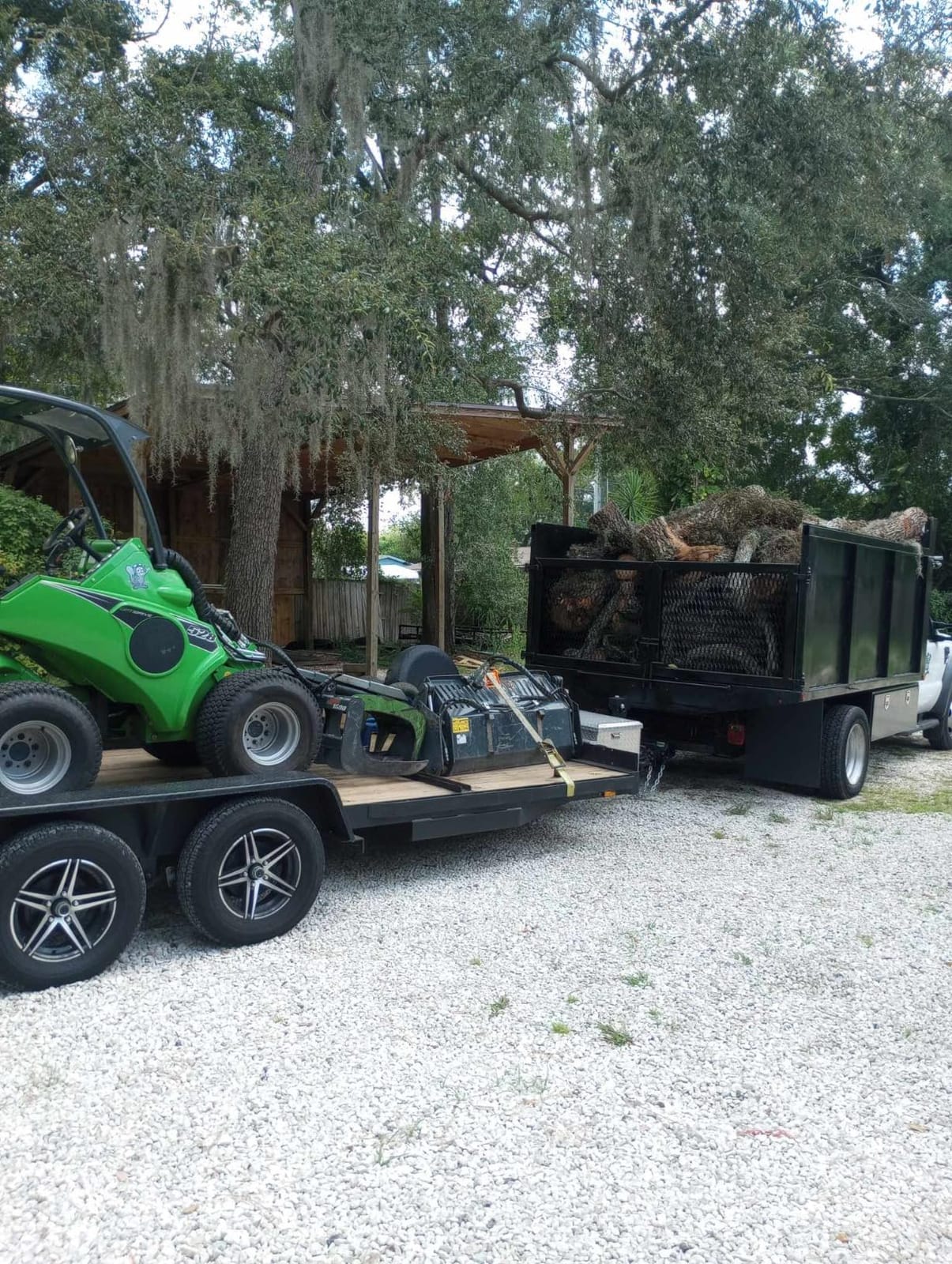 Free Country HD Trailer Tires ST205/75R15 10PR LRE 111N w/Scuff Guard, Set4 | Heavy Duty 2400lbs Capacity Steel Belted Radial Load Range E Speed Rating N 88 MPH w/Featured Side Scuff Guard customer photo 1