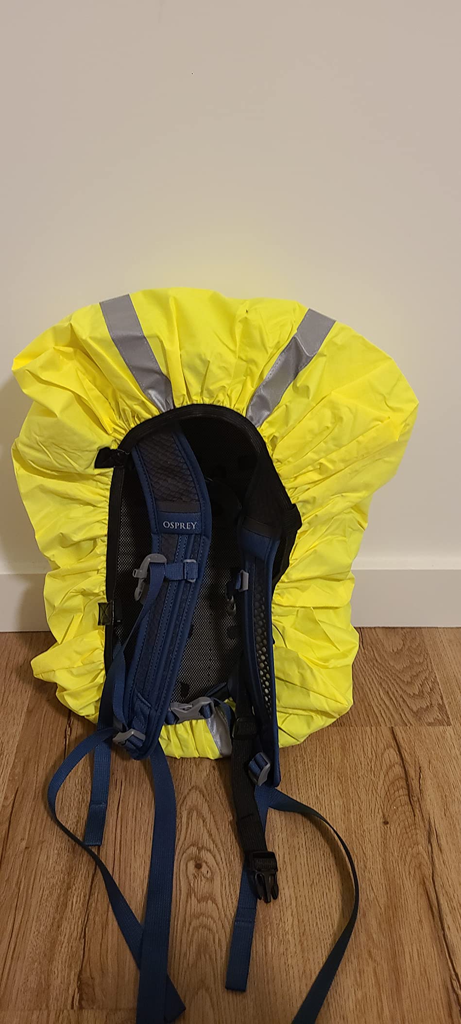 Salzmann Reflective Backpack Cover with 3M Scotchlite, Waterproof Hi-Vis customer photo 2