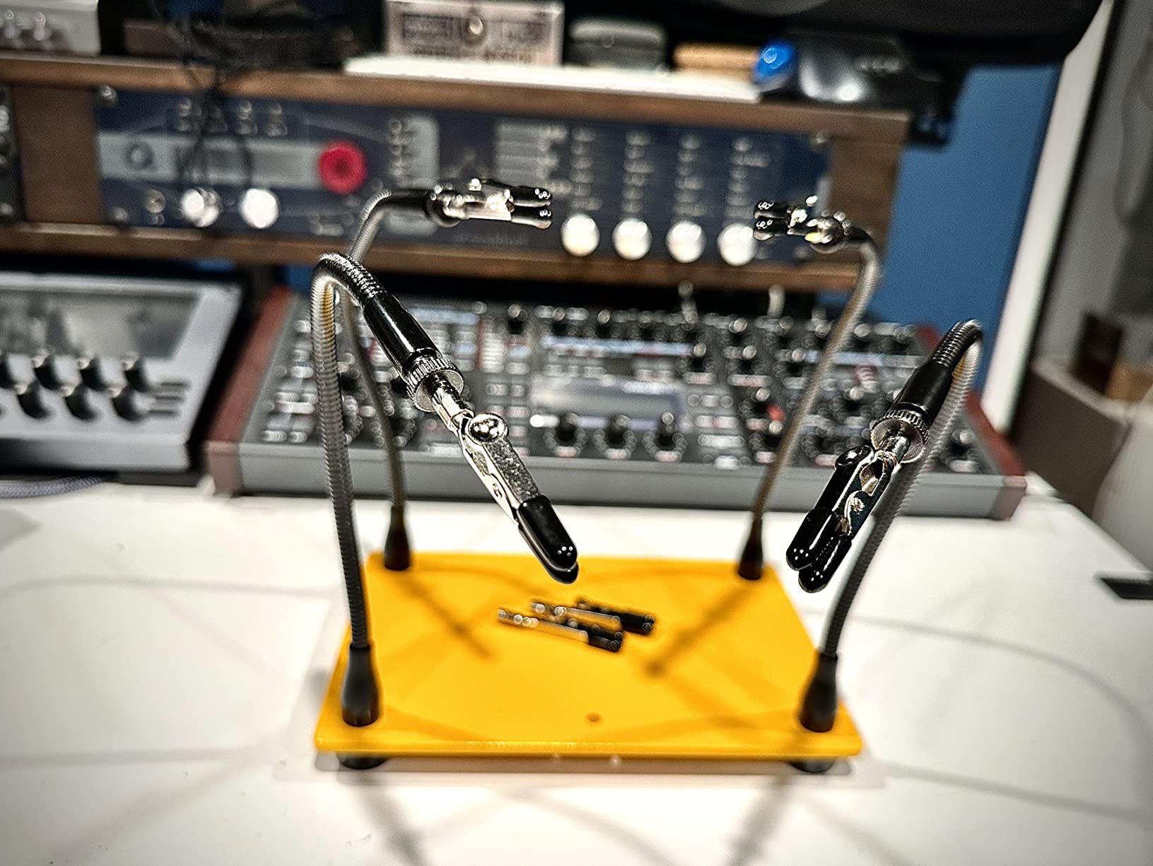 KOTTO Helping Hands Soldering,Third Hand Soldering Tool PCB Holder 4 Arms customer photo 1