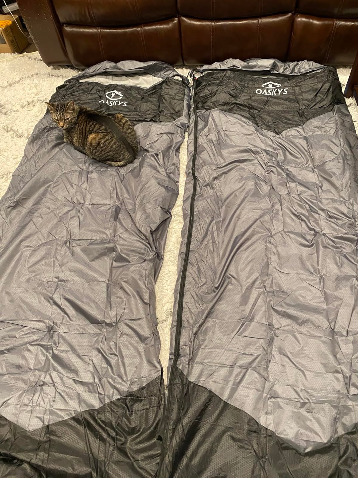 oaskys Camping Sleeping Bag - 3 Season Warm & Cool Weather - Summer Spring Fall Lightweight Waterproof for Adults Kids - Camping Essentials Gear Accessories Hiking Sleep Must Haves customer photo 2