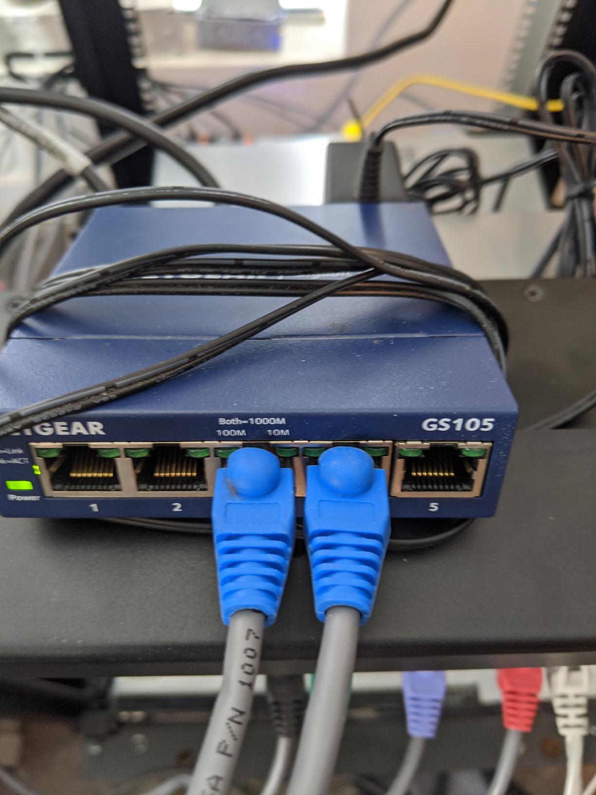 Klein Tools VDV526-100 Network LAN Cable Tester, VDV Tester, LAN Explorer with Remote customer photo 1