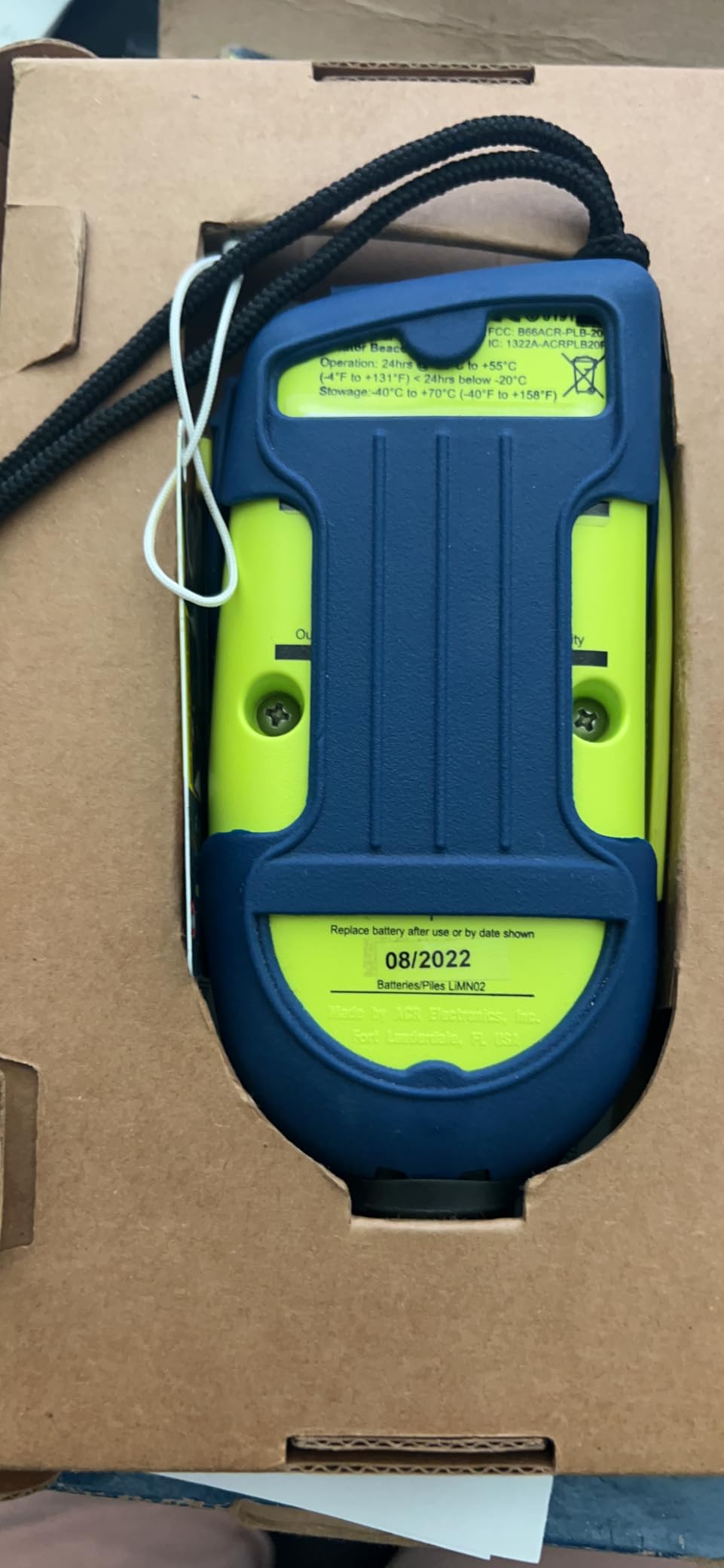 ACR ResQLink 400 PLB - Satellite SOS GPS Personal Locator Beacon - 2921 | Global SOS Distress Beacon - Alerts Search & Rescue for Outdoor Safety customer photo 2