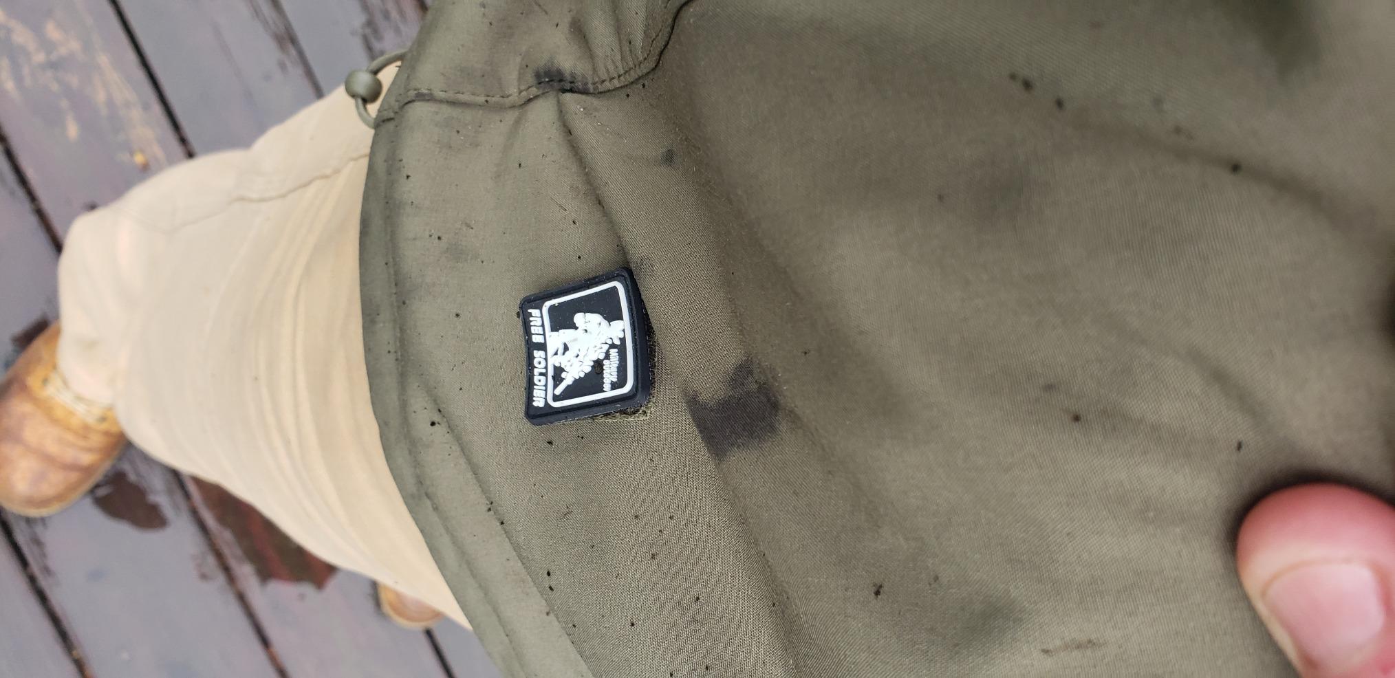 FREE SOLDIER Men's Hooded Waterproof Softshell Jacket customer photo 1